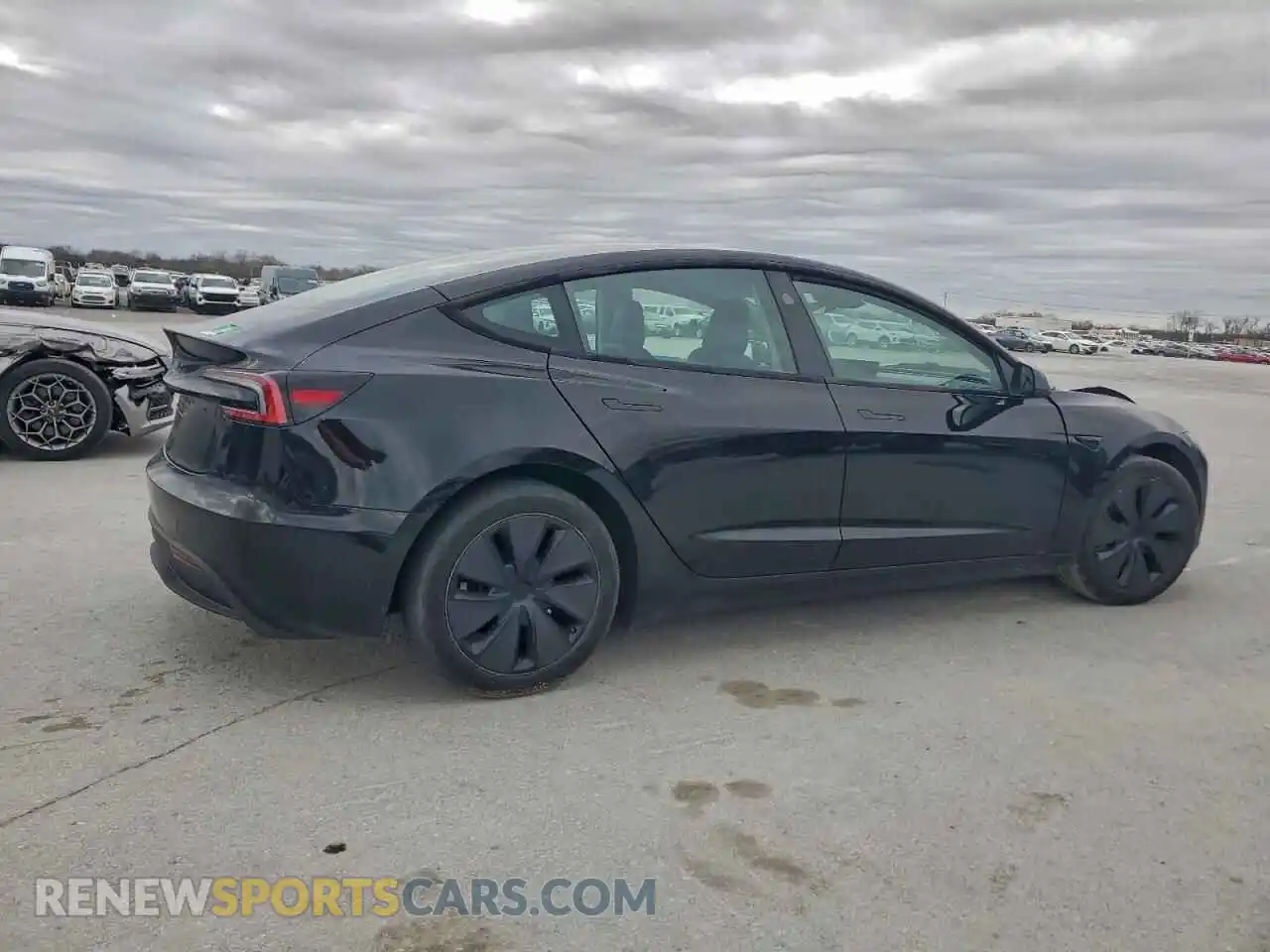 3 Photograph of a damaged car 5YJ3E1EA2RF815451 TESLA MODEL 3 2024