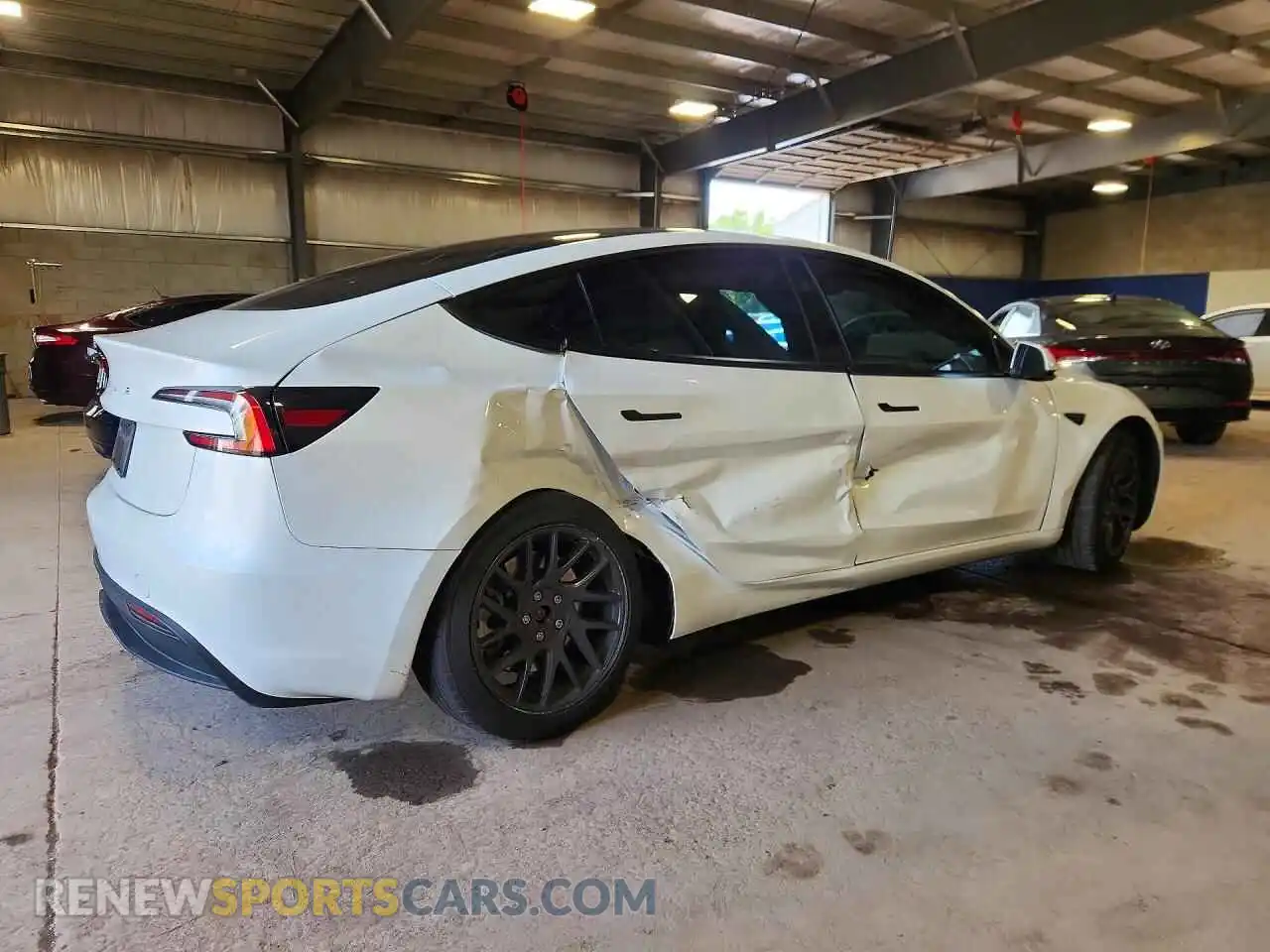3 fotografías del automóvil dañado 5YJ3E1EA2RF842715 TESLA MODEL 3 2024