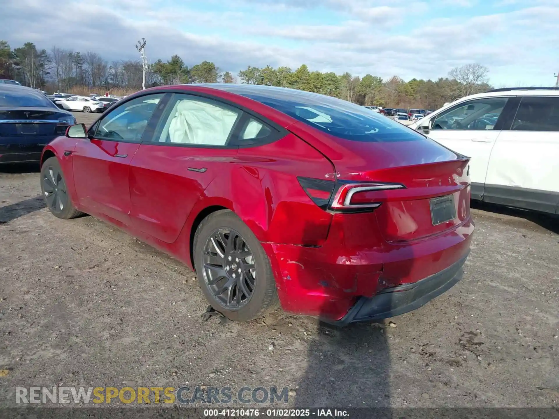 3 Photograph of a damaged car 5YJ3E1EA3RF733017 TESLA MODEL 3 2024