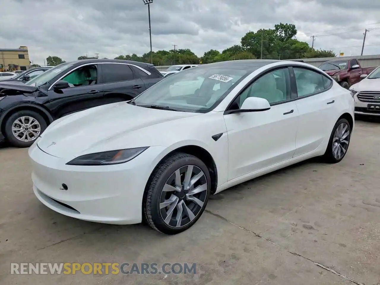 1 Фотография поврежденного автомобиля 5YJ3E1EA3RF832520 TESLA MODEL 3 2024