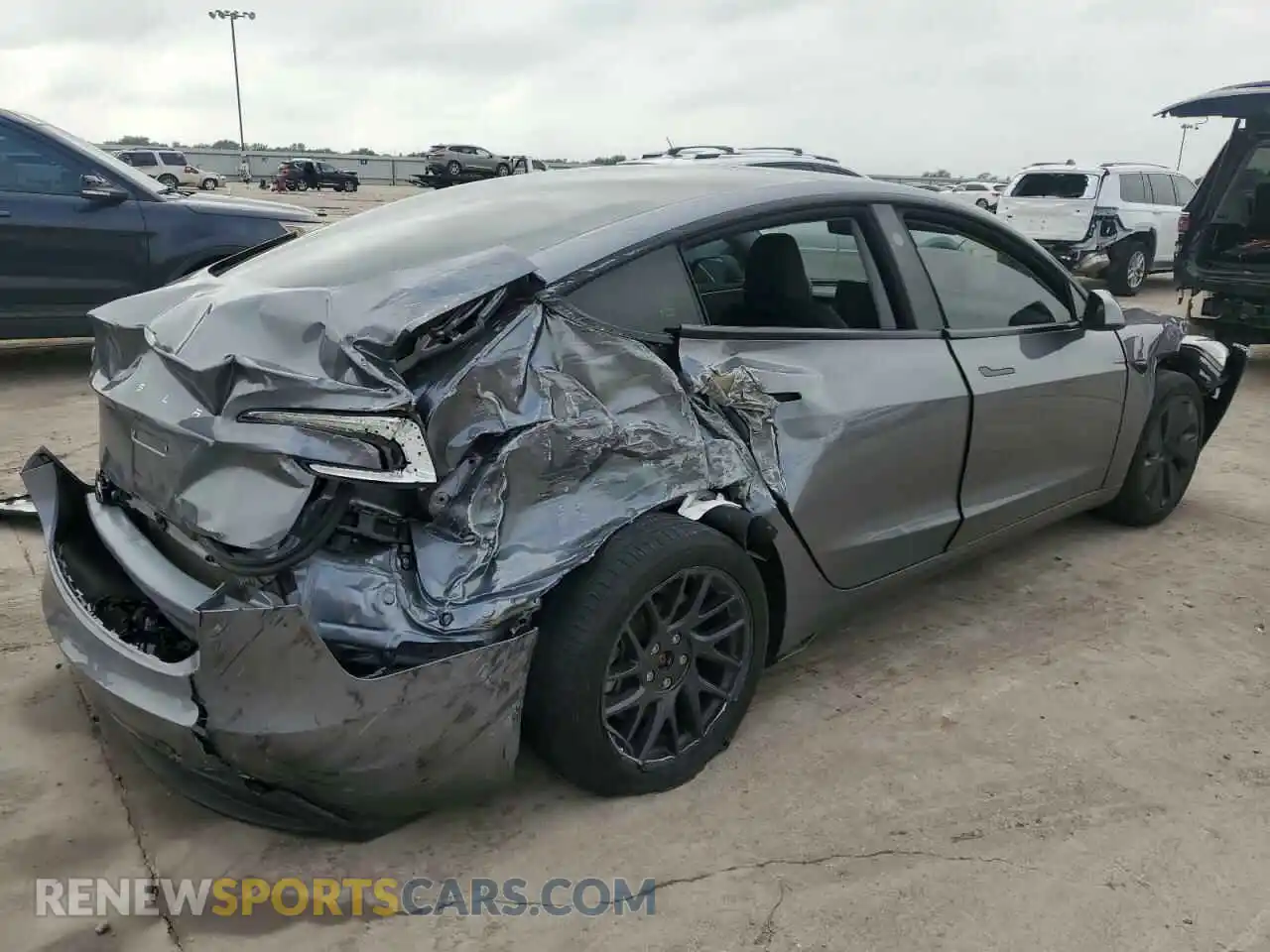 3 Photograph of a damaged car 5YJ3E1EA3RF859782 TESLA MODEL 3 2024