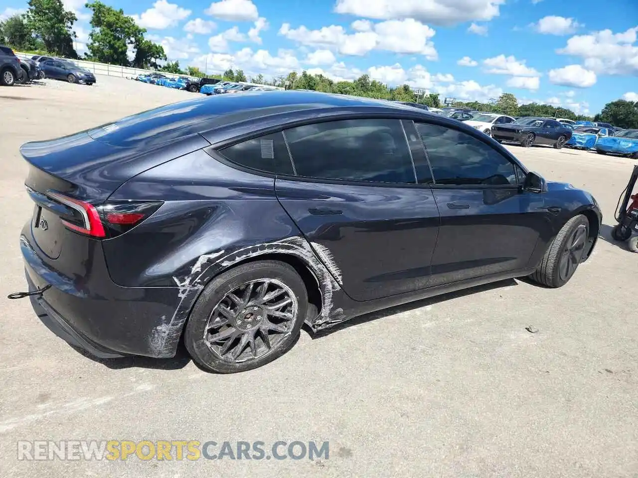 3 Фотография поврежденного автомобиля 5YJ3E1EA4RF724147 TESLA MODEL 3 2024
