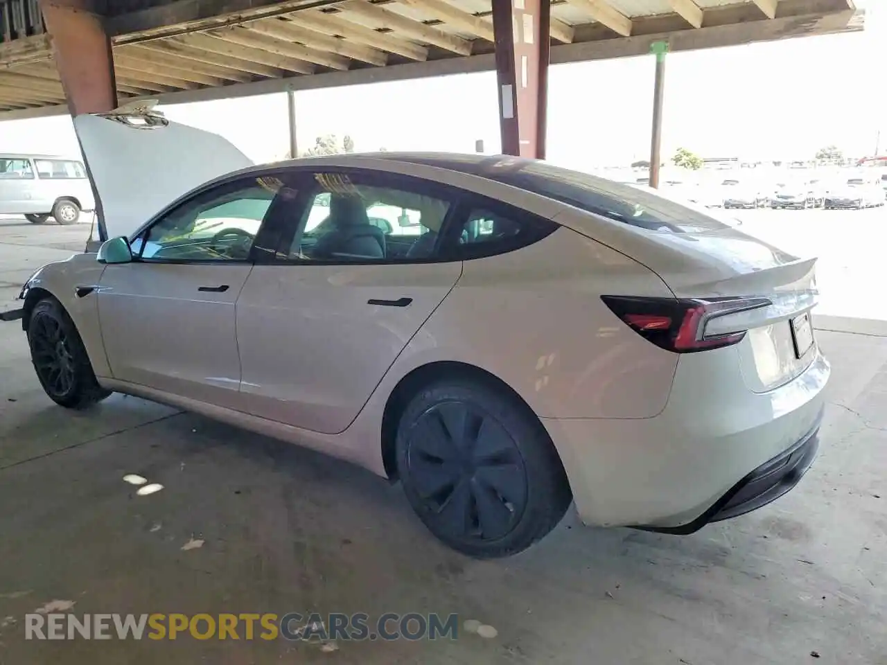 2 Фотография поврежденного автомобиля 5YJ3E1EA4RF749579 TESLA MODEL 3 2024