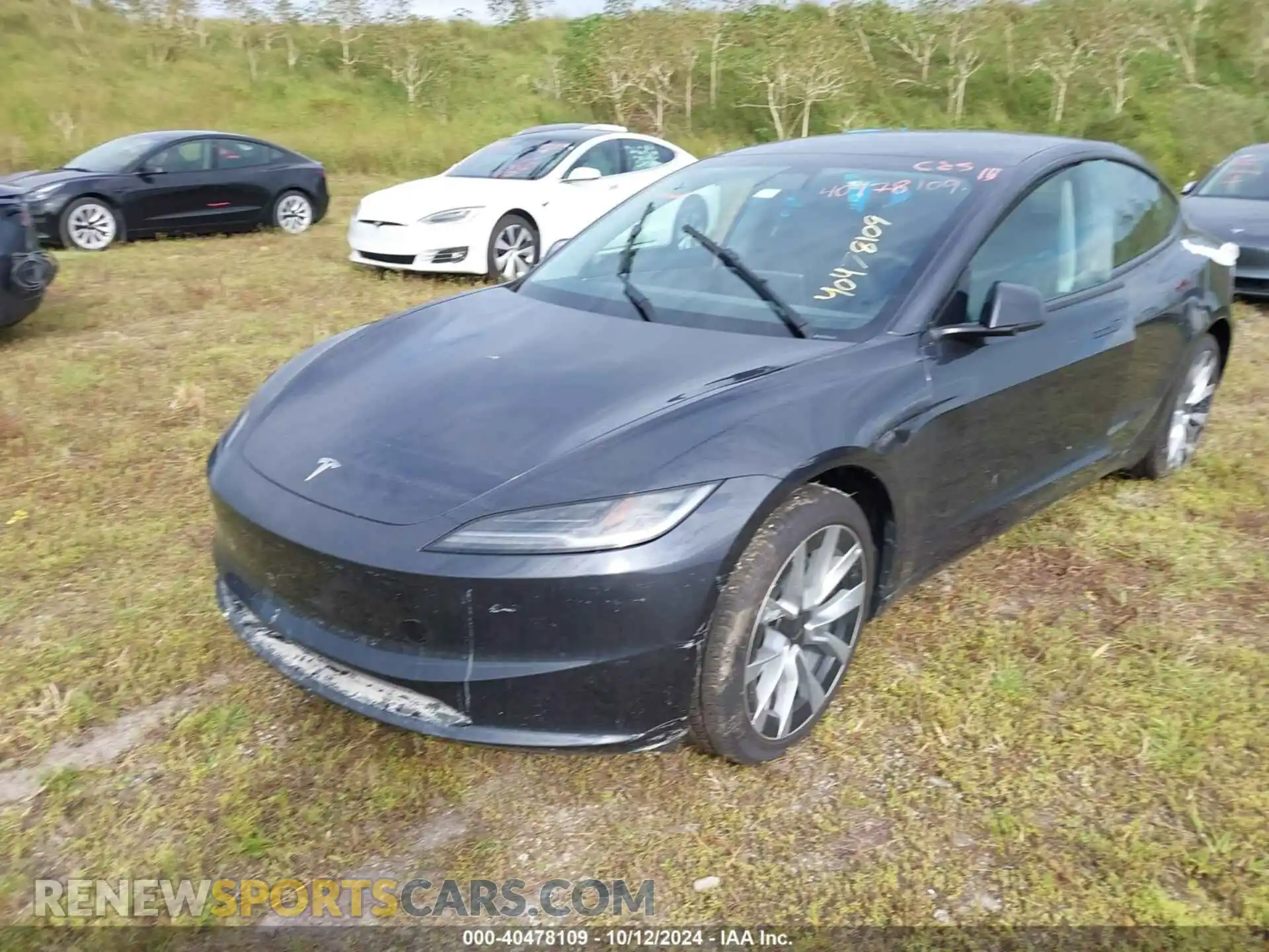 2 Photograph of a damaged car 5YJ3E1EA4RF765975 TESLA MODEL 3 2024