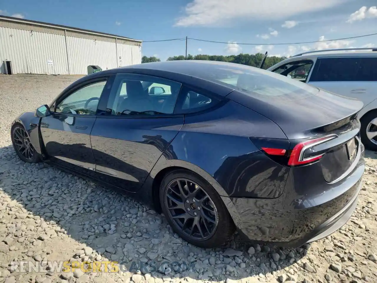 2 Photograph of a damaged car 5YJ3E1EA4RF772523 TESLA MODEL 3 2024