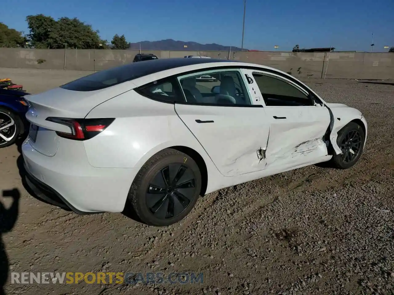 3 Photograph of a damaged car 5YJ3E1EA4RF795493 TESLA MODEL 3 2024