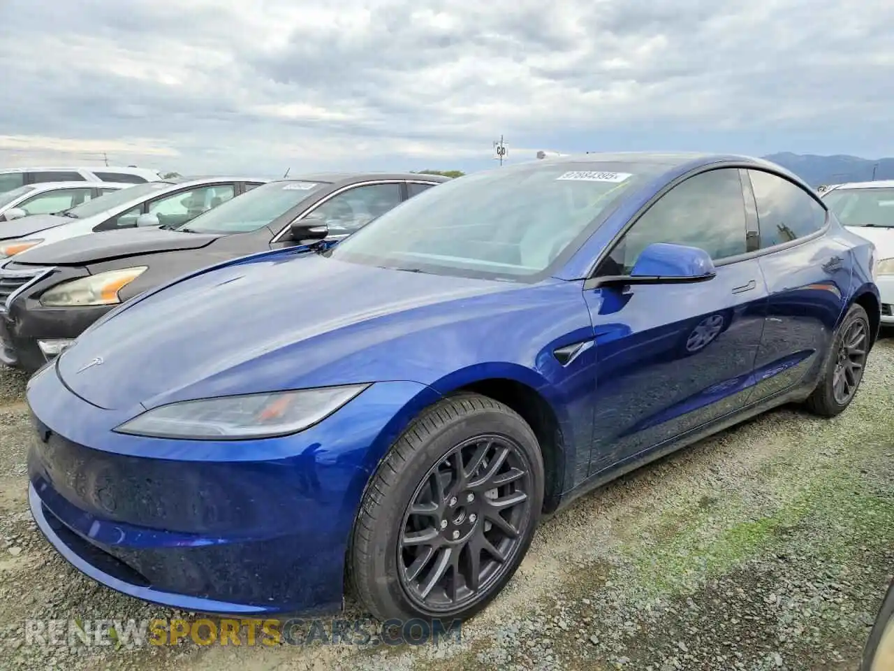 1 Photograph of a damaged car 5YJ3E1EA4RF829285 TESLA MODEL 3 2024