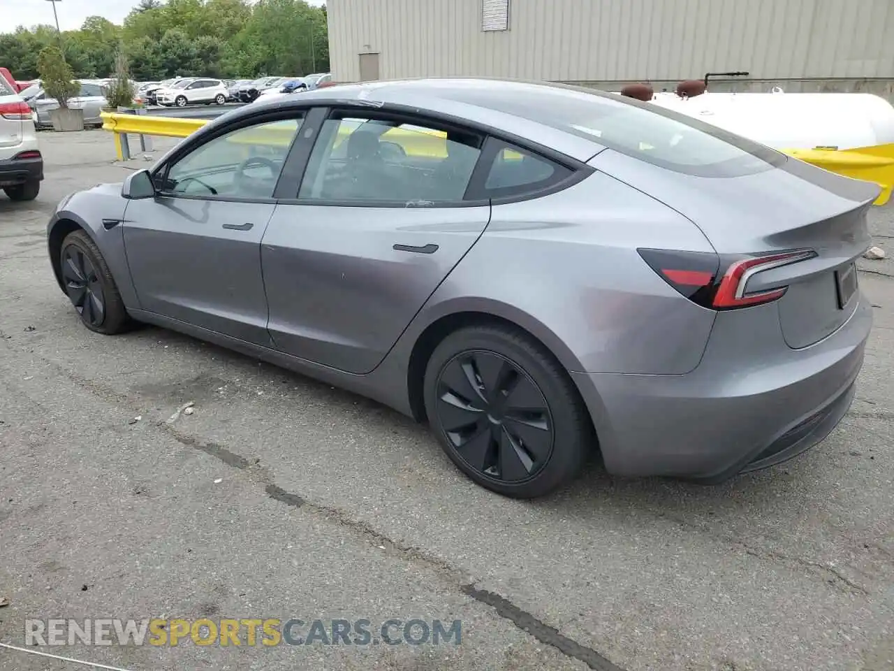 2 Photograph of a damaged car 5YJ3E1EA4RF873268 TESLA MODEL 3 2024