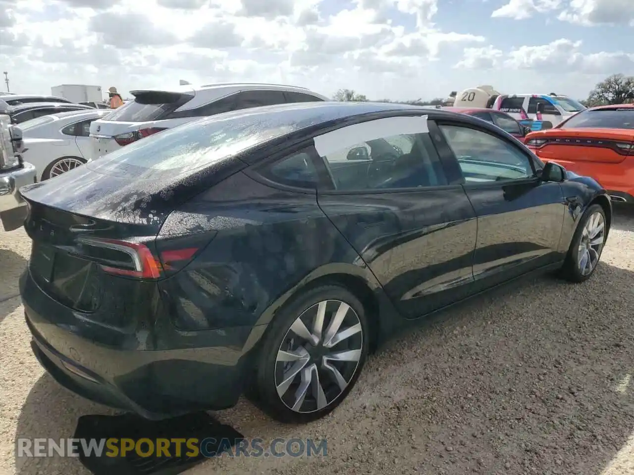 3 Photograph of a damaged car 5YJ3E1EA5RF735724 TESLA MODEL 3 2024