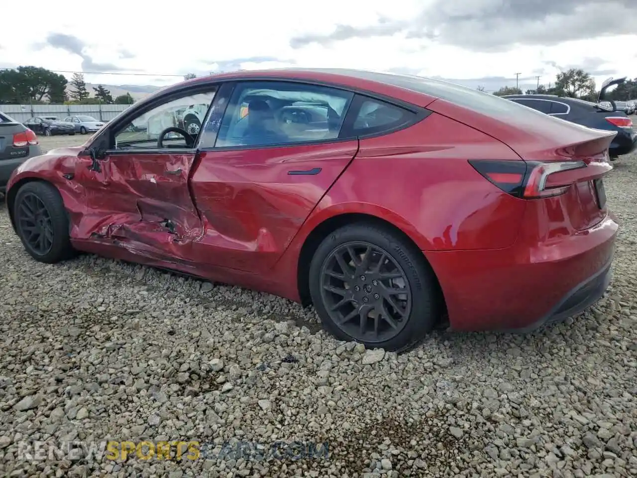 2 Photograph of a damaged car 5YJ3E1EA5RF737831 TESLA MODEL 3 2024