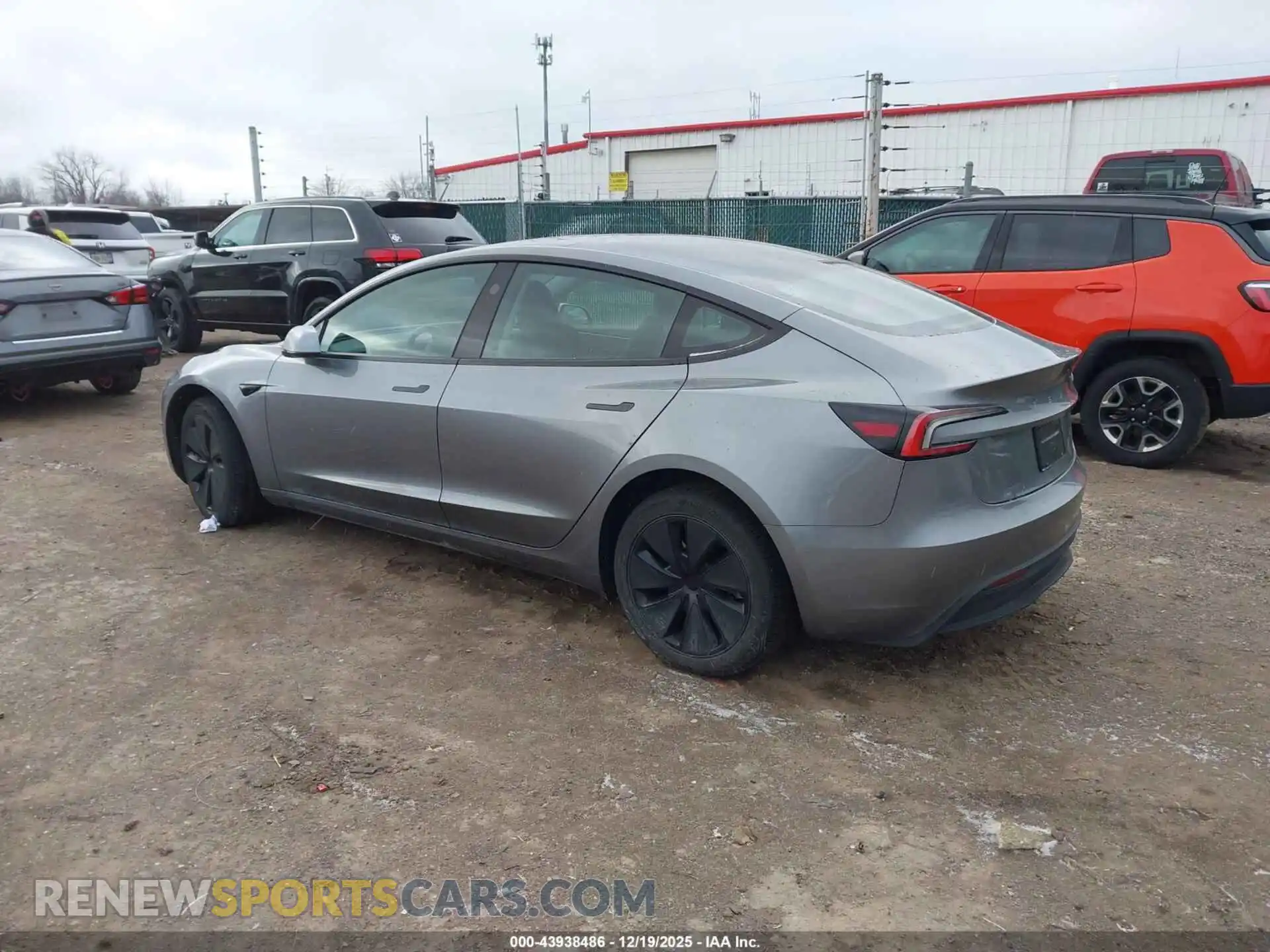 3 Photograph of a damaged car 5YJ3E1EA5RF858780 TESLA MODEL 3 2024