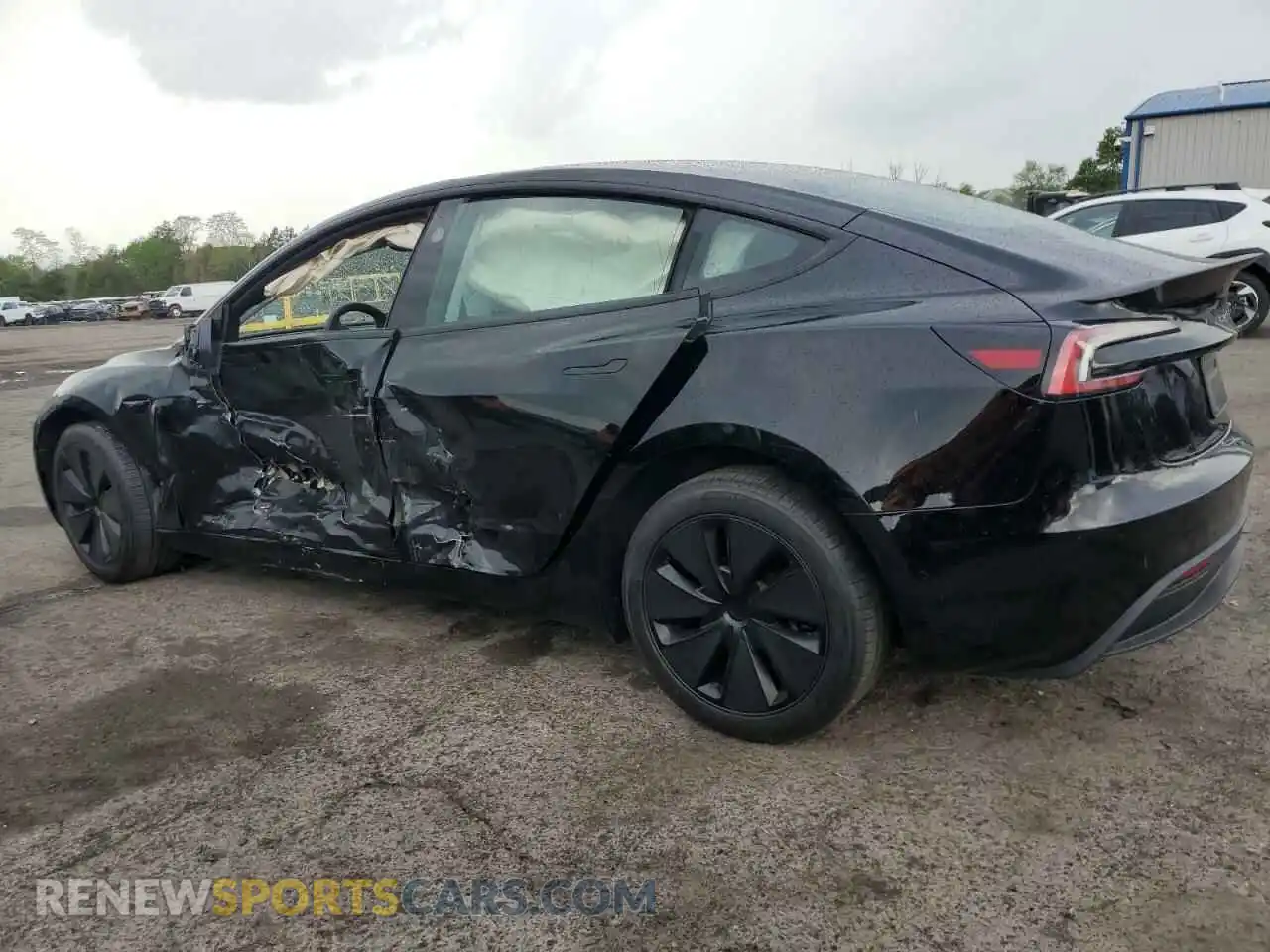 2 Photograph of a damaged car 5YJ3E1EA5RF860464 TESLA MODEL 3 2024