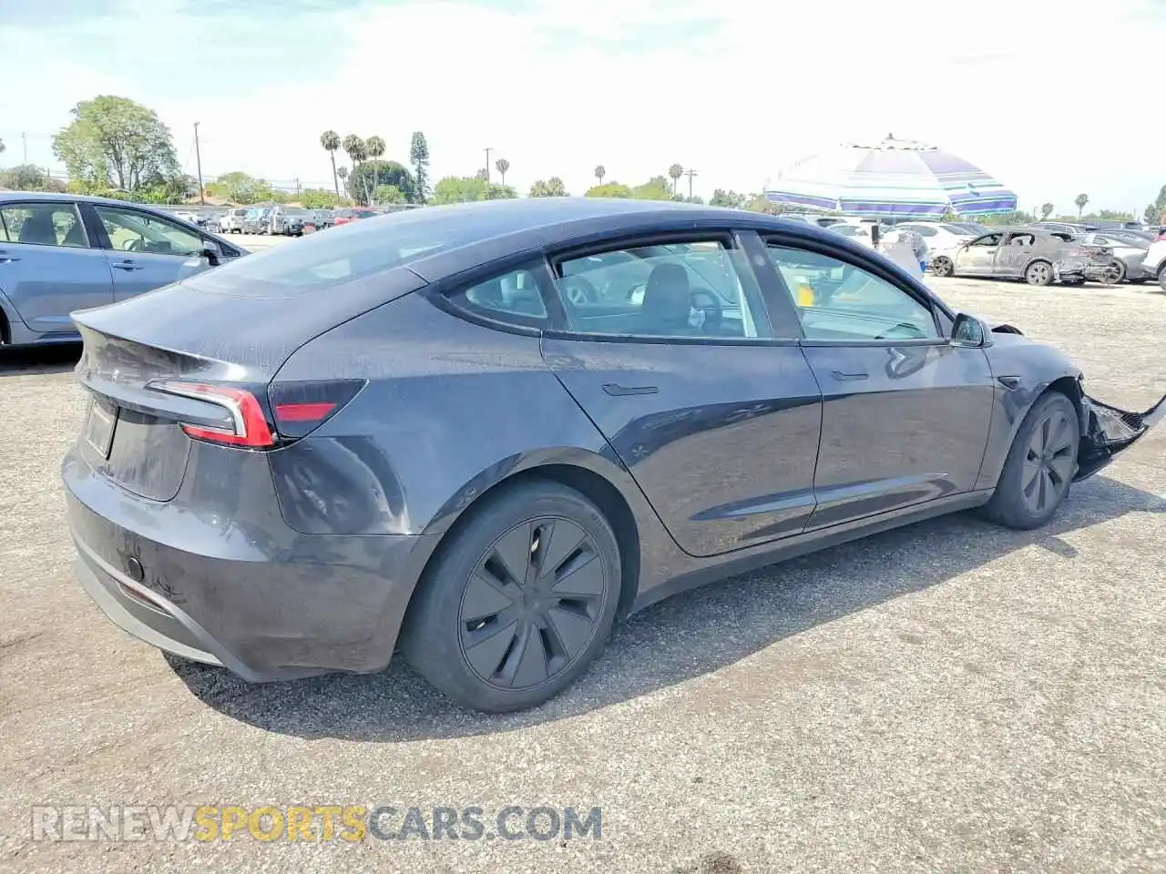 3 Photograph of a damaged car 5YJ3E1EA6RF724277 TESLA MODEL 3 2024