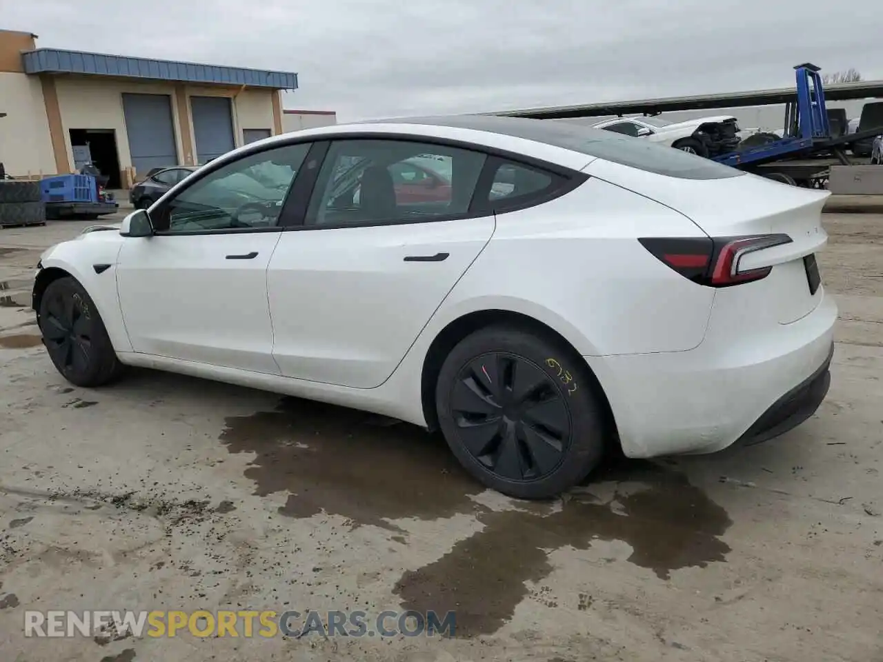 2 Photograph of a damaged car 5YJ3E1EA6RF728300 TESLA MODEL 3 2024