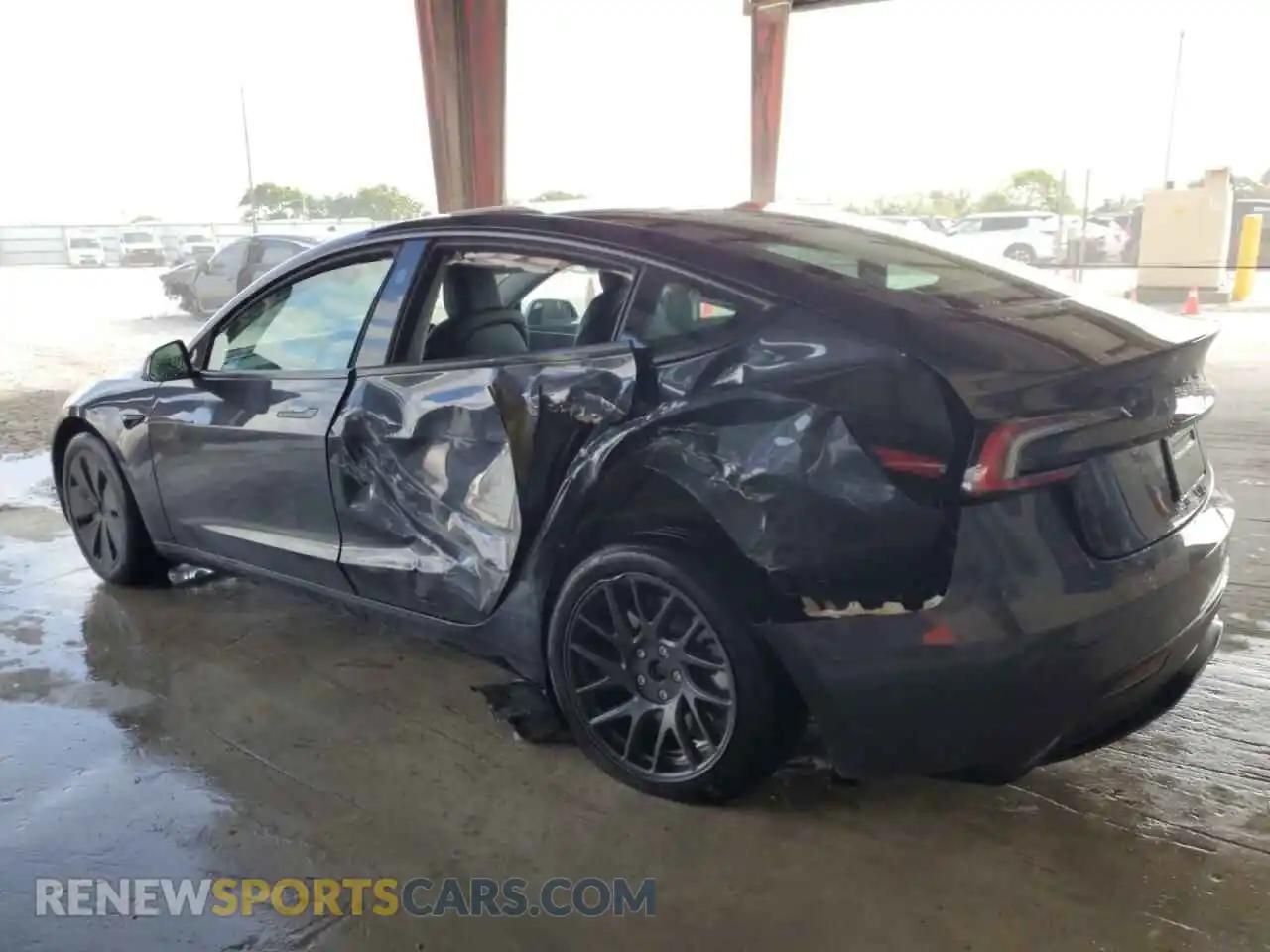 2 fotografías del automóvil dañado 5YJ3E1EA6RF733495 TESLA MODEL 3 2024