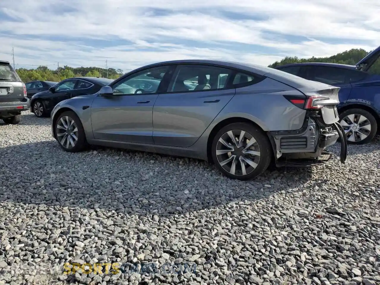 2 Photograph of a damaged car 5YJ3E1EA6RF862207 TESLA MODEL 3 2024