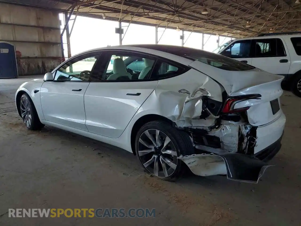 2 Photograph of a damaged car 5YJ3E1EA6RF872042 TESLA MODEL 3 2024