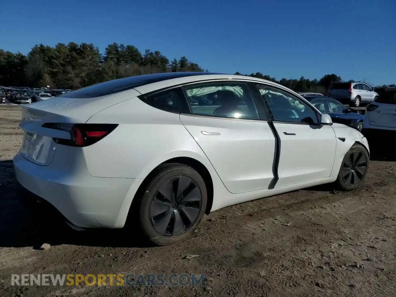 3 Photograph of a damaged car 5YJ3E1EA7RF731299 TESLA MODEL 3 2024