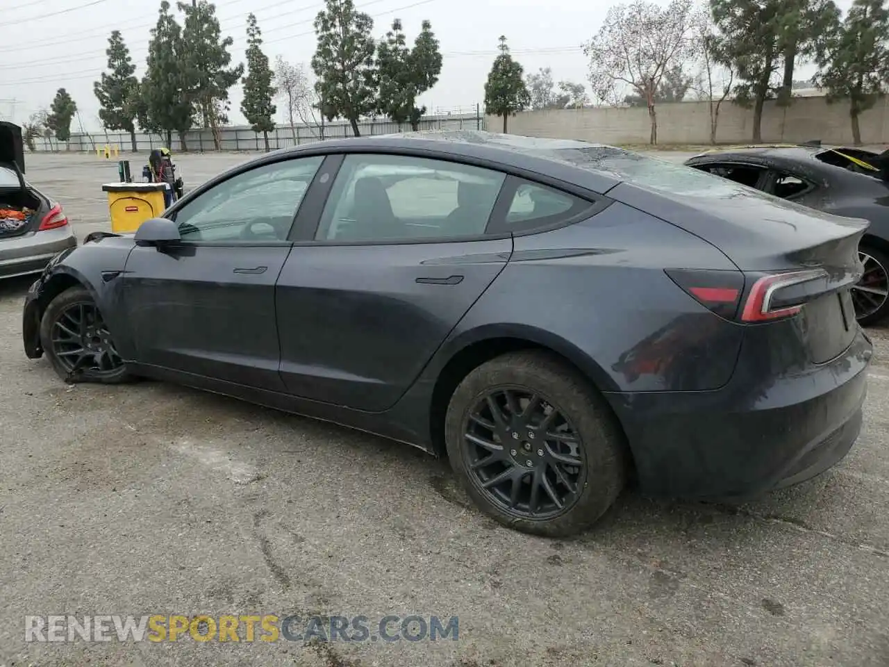 2 Photograph of a damaged car 5YJ3E1EA7RF735160 TESLA MODEL 3 2024
