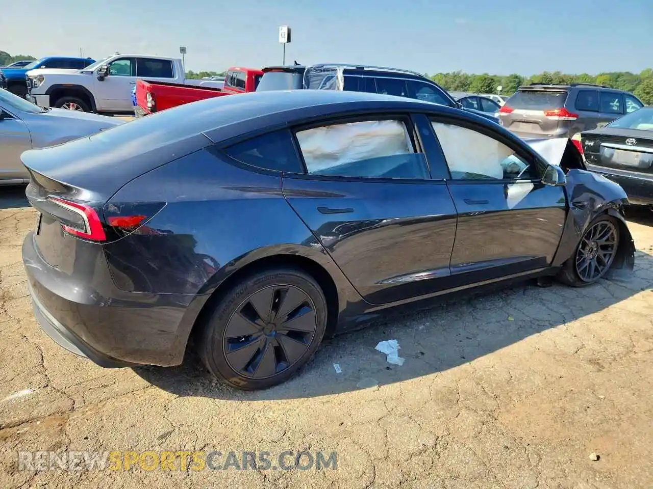 3 fotografías del automóvil dañado 5YJ3E1EA7RF739743 TESLA MODEL 3 2024
