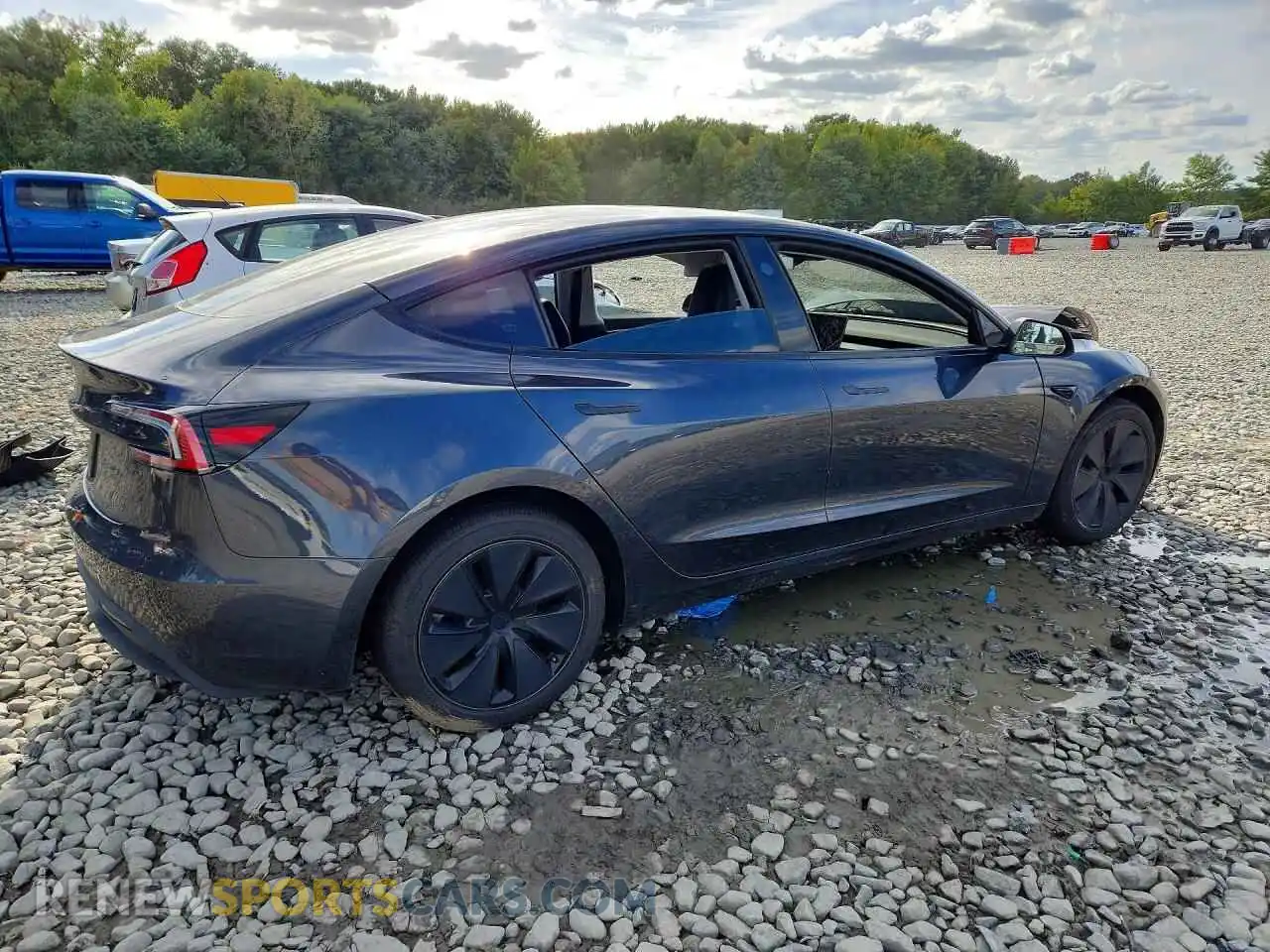 3 Photograph of a damaged car 5YJ3E1EA7RF745218 TESLA MODEL 3 2024