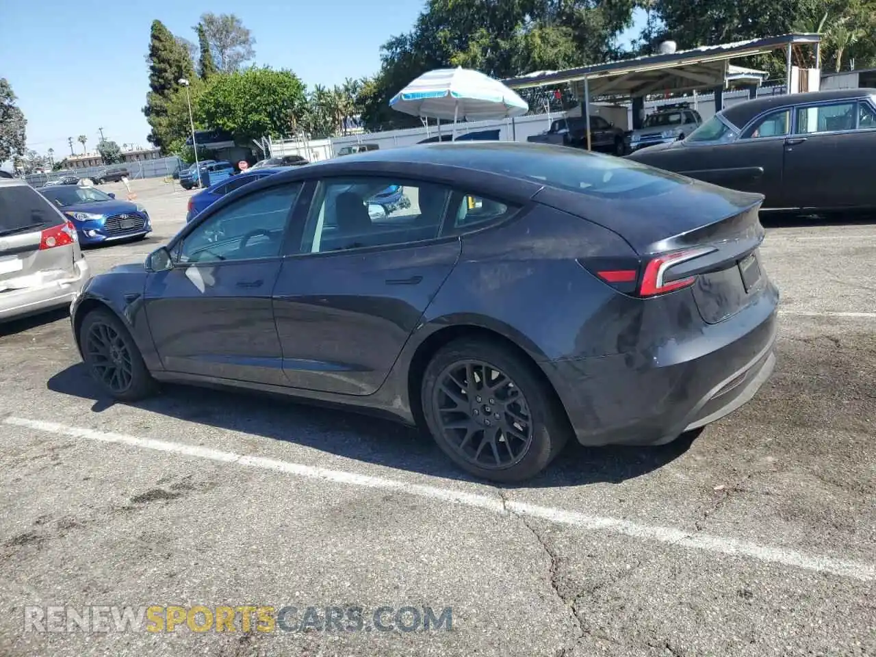 2 Photograph of a damaged car 5YJ3E1EA7RF746997 TESLA MODEL 3 2024