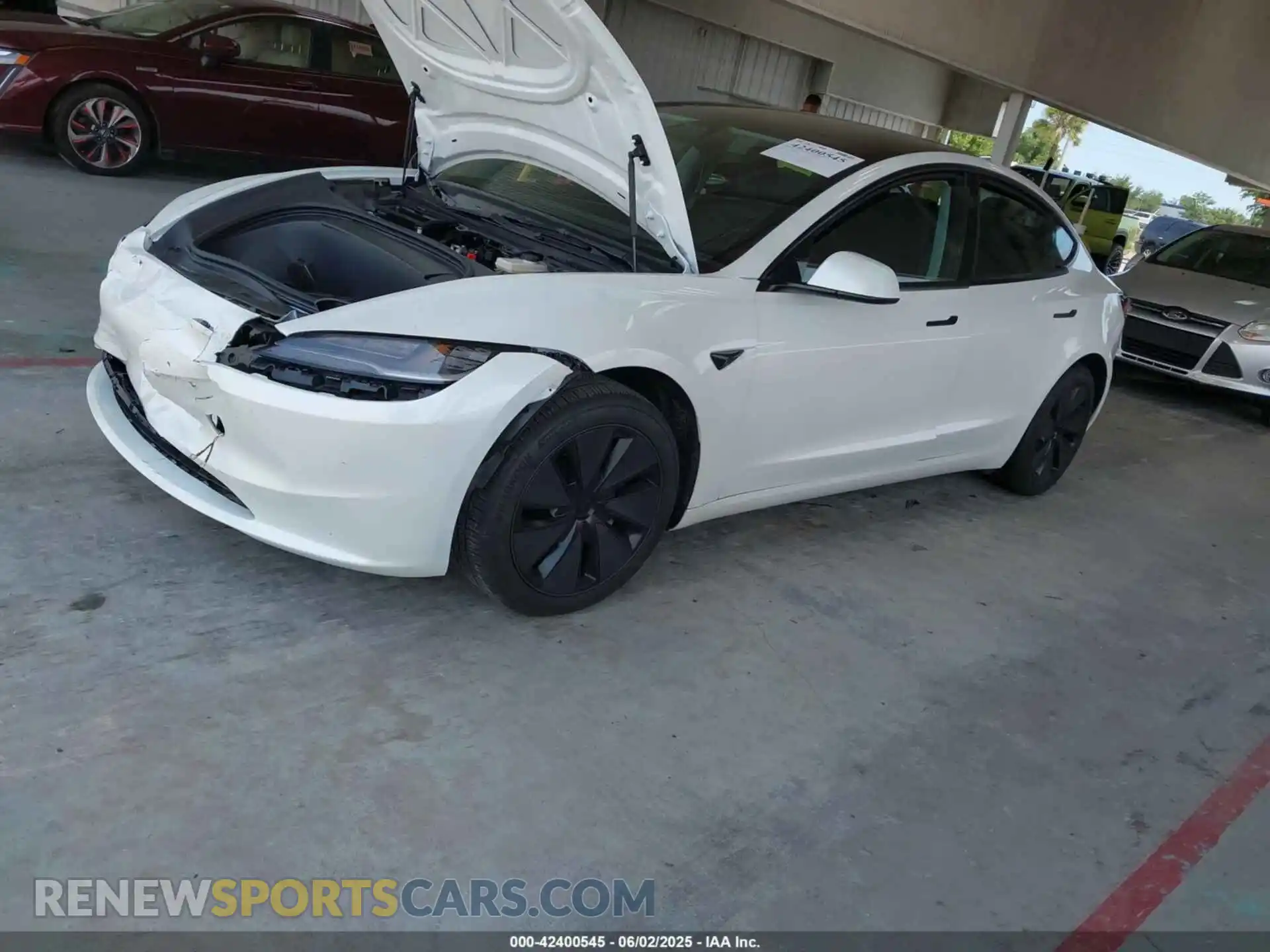 2 Photograph of a damaged car 5YJ3E1EA7RF760804 TESLA MODEL 3 2024