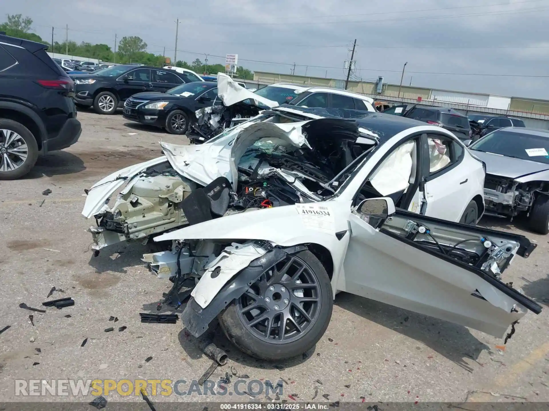 2 Photograph of a damaged car 5YJ3E1EA7RF767266 TESLA MODEL 3 2024