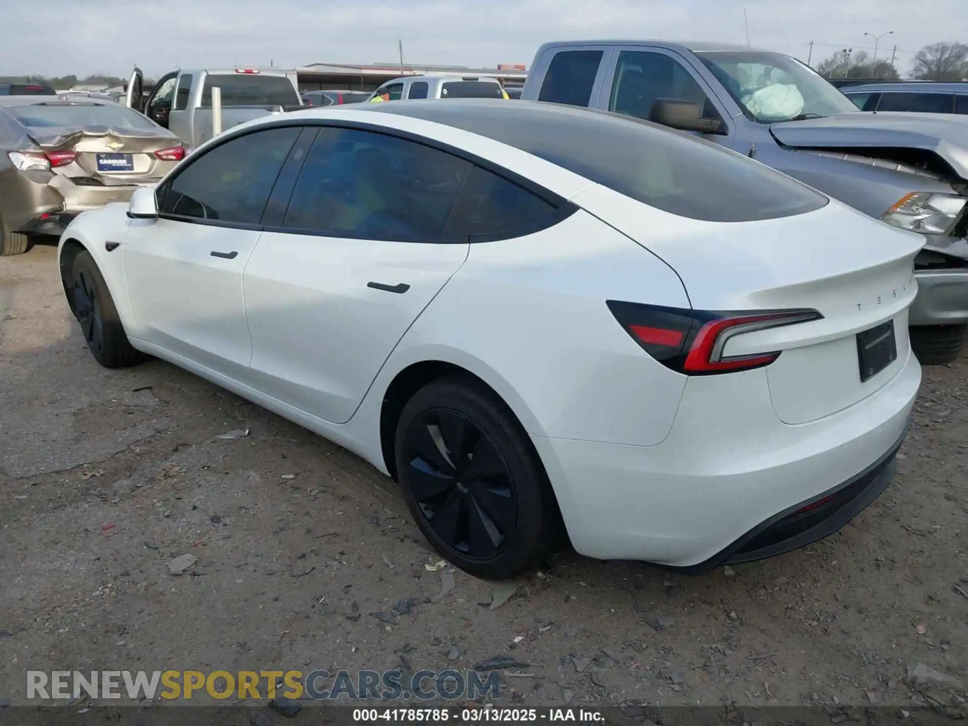 3 Photograph of a damaged car 5YJ3E1EA7RF866167 TESLA MODEL 3 2024