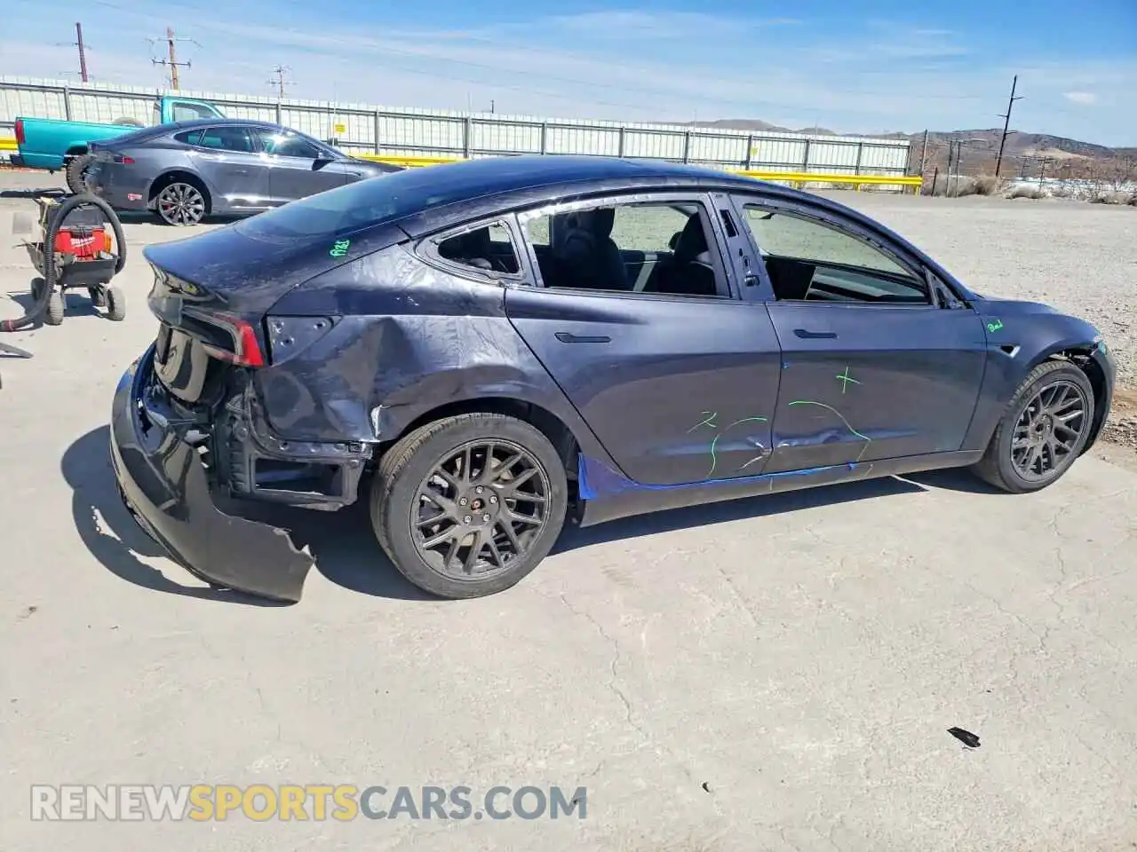 3 Photograph of a damaged car 5YJ3E1EA8RF822842 TESLA MODEL 3 2024