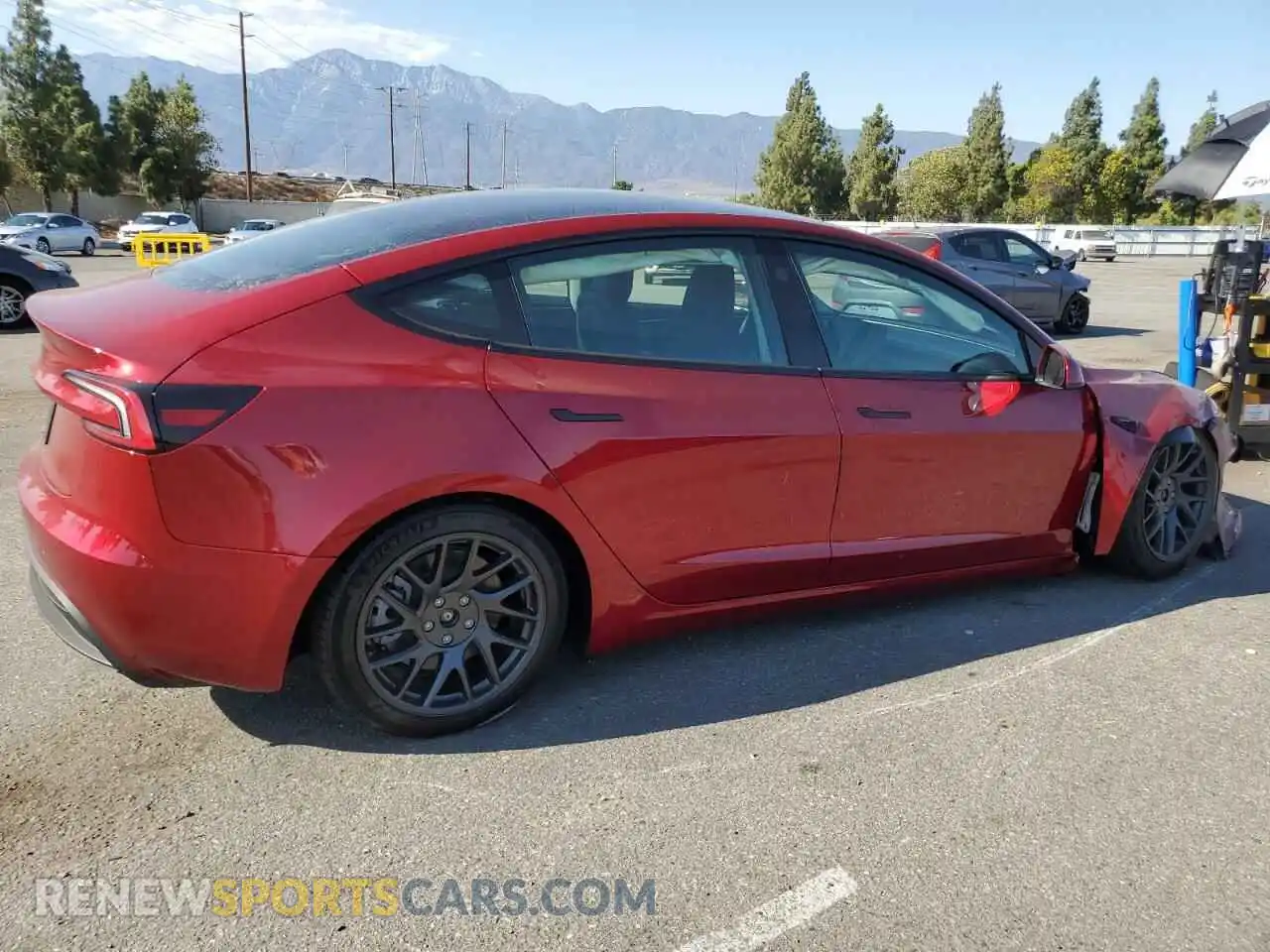 3 Photograph of a damaged car 5YJ3E1EA8RF843626 TESLA MODEL 3 2024