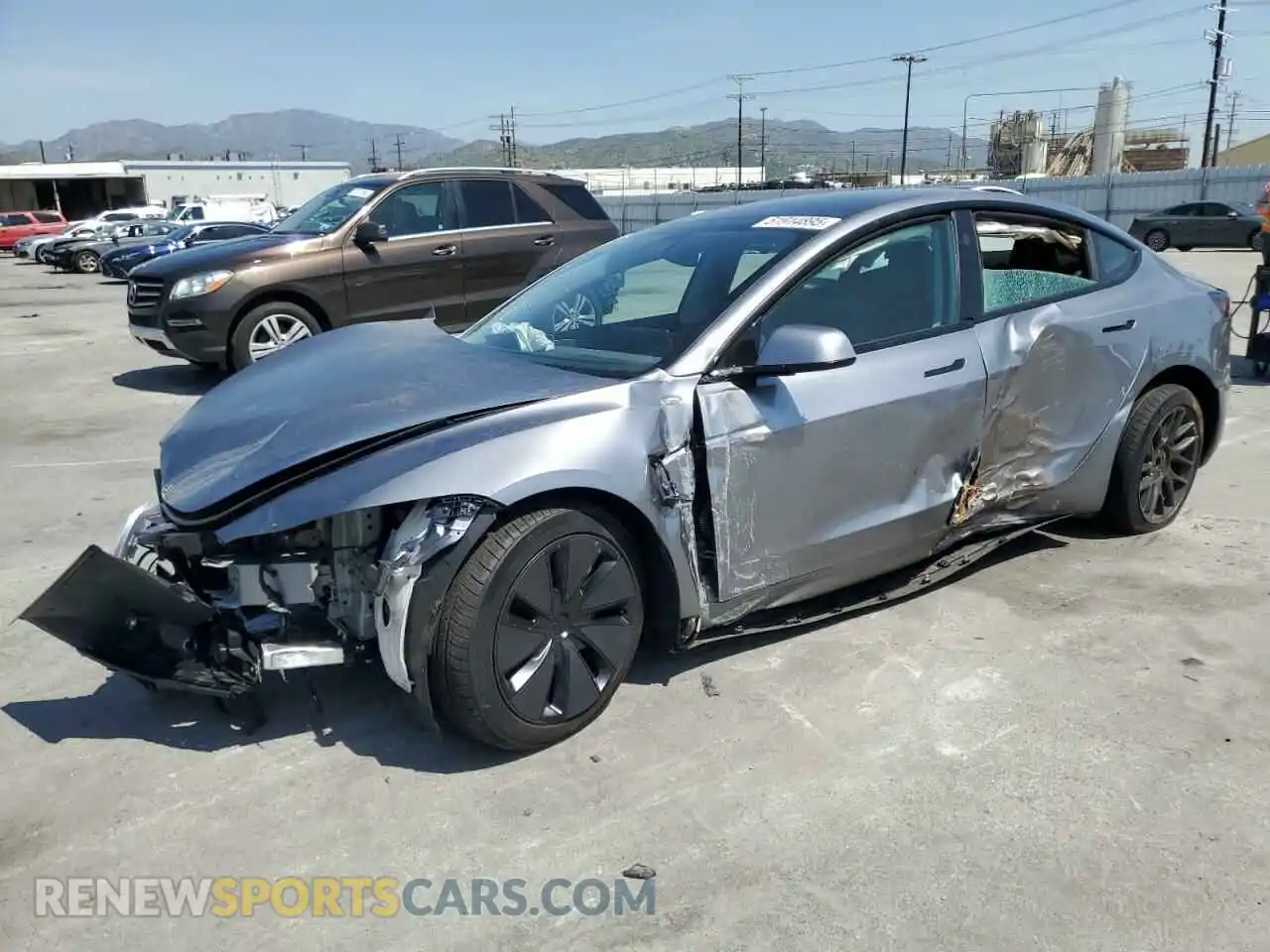 1 Photograph of a damaged car 5YJ3E1EA8RF870082 TESLA MODEL 3 2024