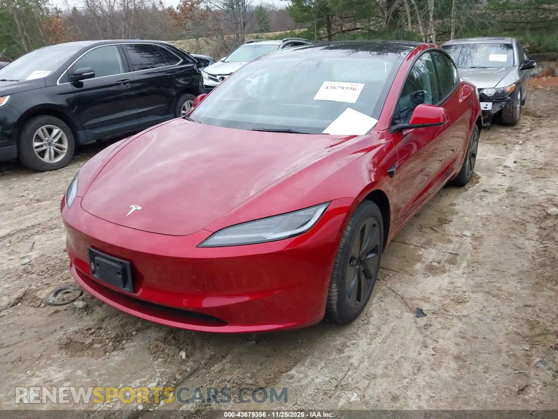 2 Photograph of a damaged car 5YJ3E1EA9RF739887 TESLA MODEL 3 2024