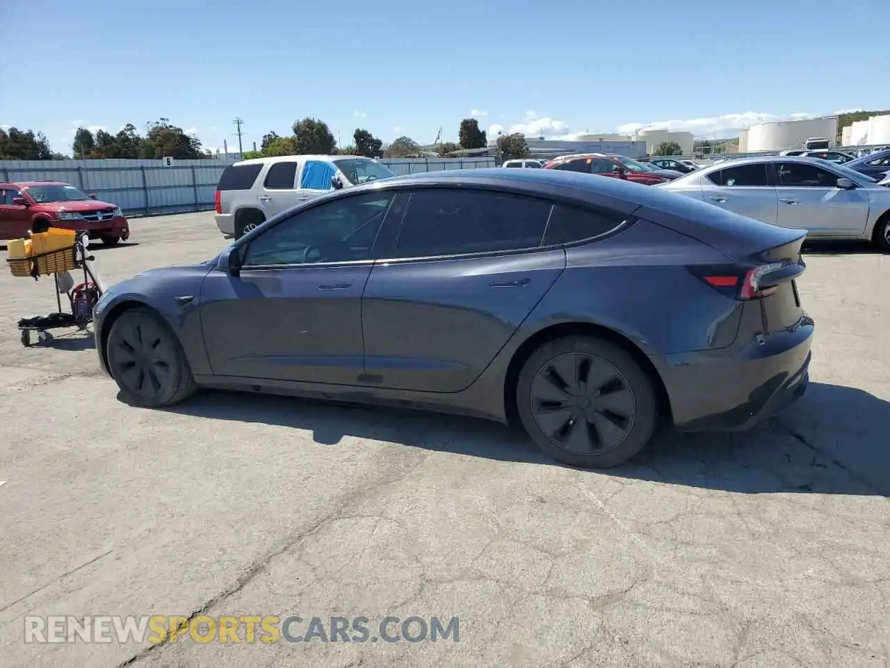 2 Photograph of a damaged car 5YJ3E1EA9RF820808 TESLA MODEL 3 2024