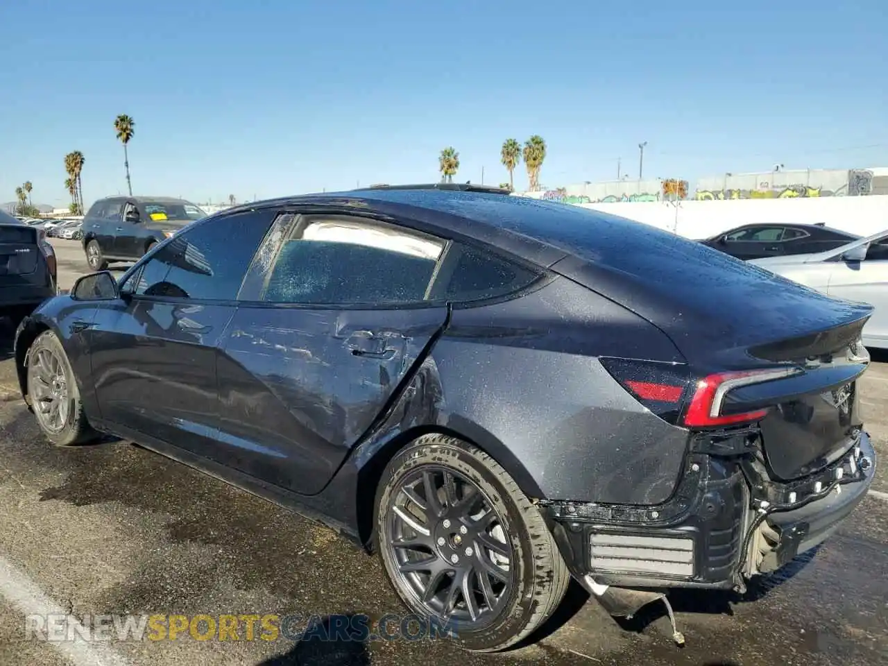 2 fotografías del automóvil dañado 5YJ3E1EA9RF864937 TESLA MODEL 3 2024