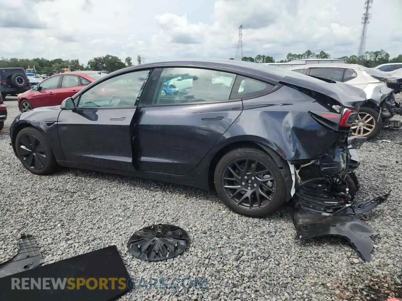 2 fotografías del automóvil dañado 5YJ3E1EA9RF871600 TESLA MODEL 3 2024