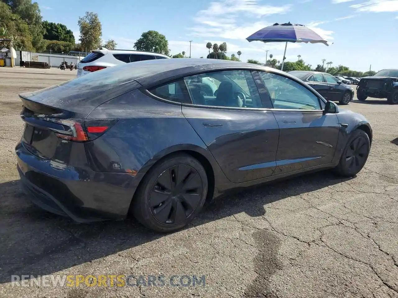3 fotografías del automóvil dañado 5YJ3E1EAXRF747755 TESLA MODEL 3 2024