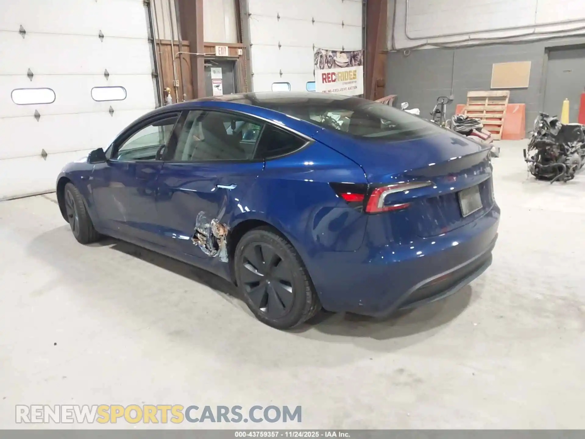 3 fotografías del automóvil dañado 5YJ3E1EAXRF848245 TESLA MODEL 3 2024