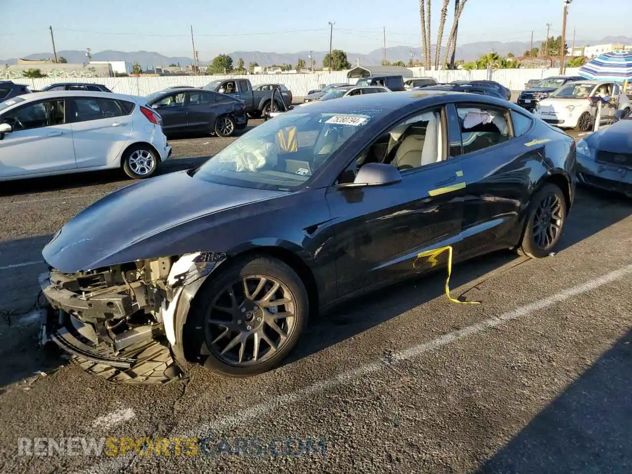 1 Фотография поврежденного автомобиля 5YJ3E1EB0RF734523 TESLA MODEL 3 2024
