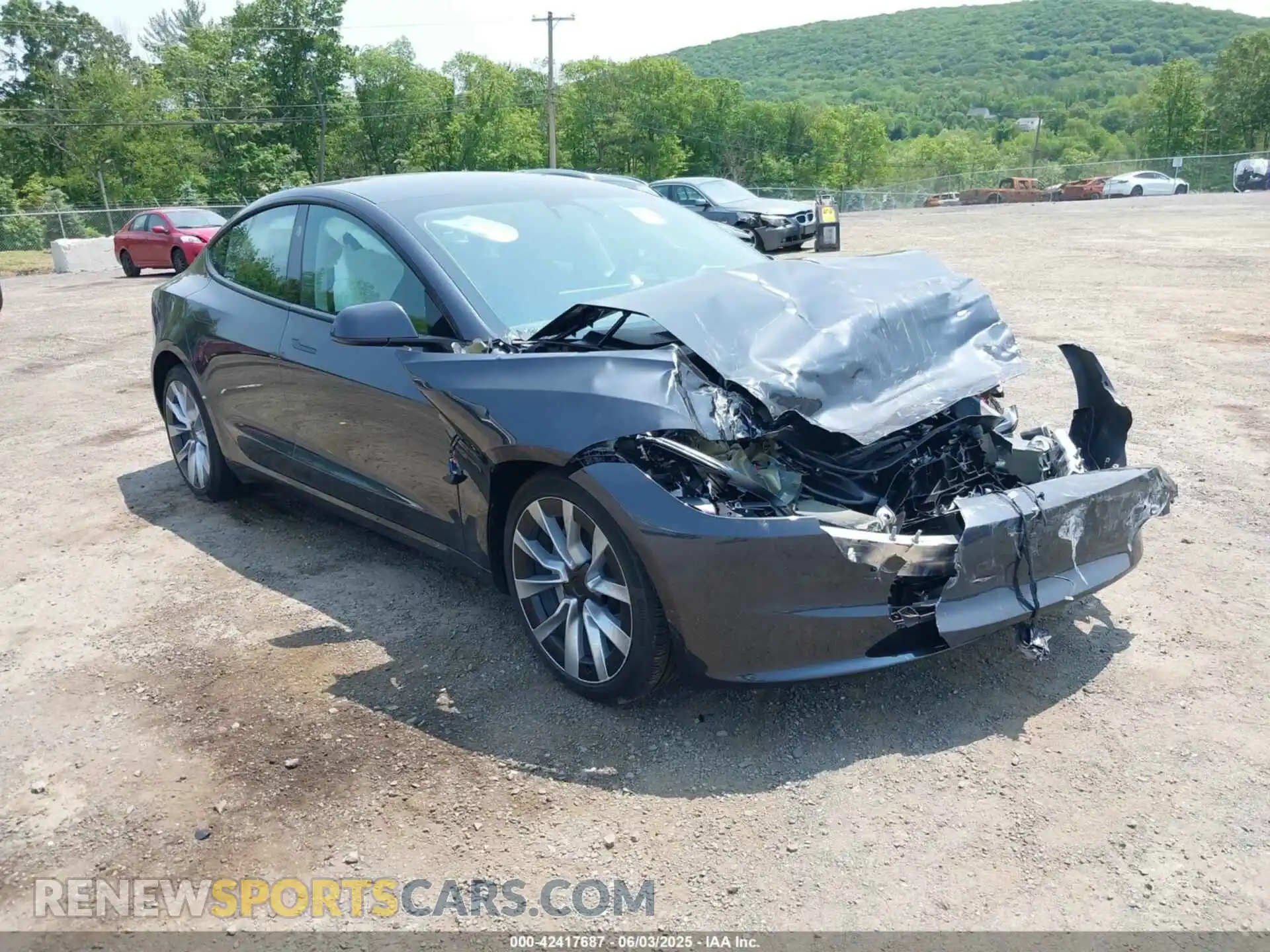 1 Photograph of a damaged car 5YJ3E1EB0RF766260 TESLA MODEL 3 2024