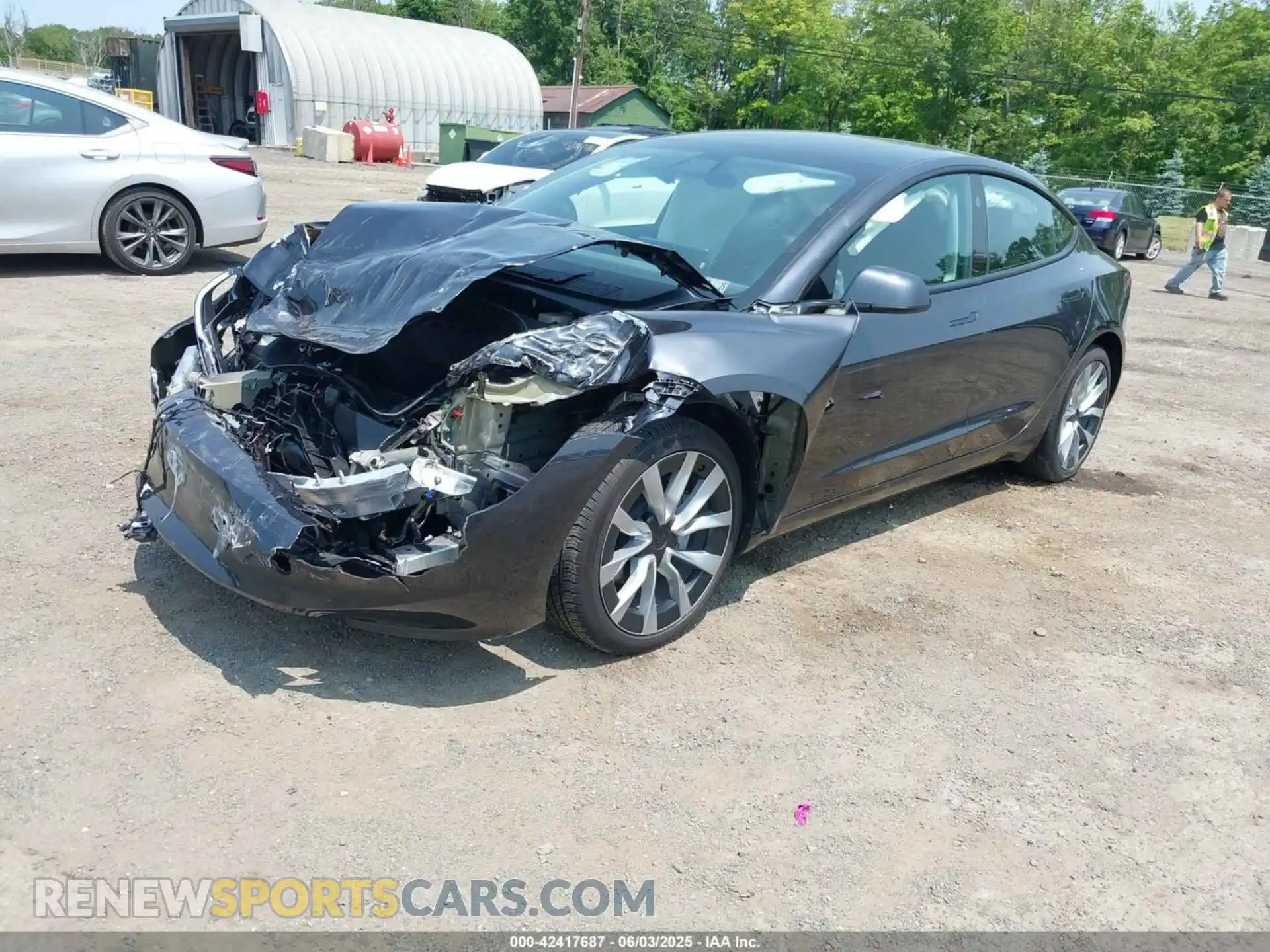 2 Photograph of a damaged car 5YJ3E1EB0RF766260 TESLA MODEL 3 2024