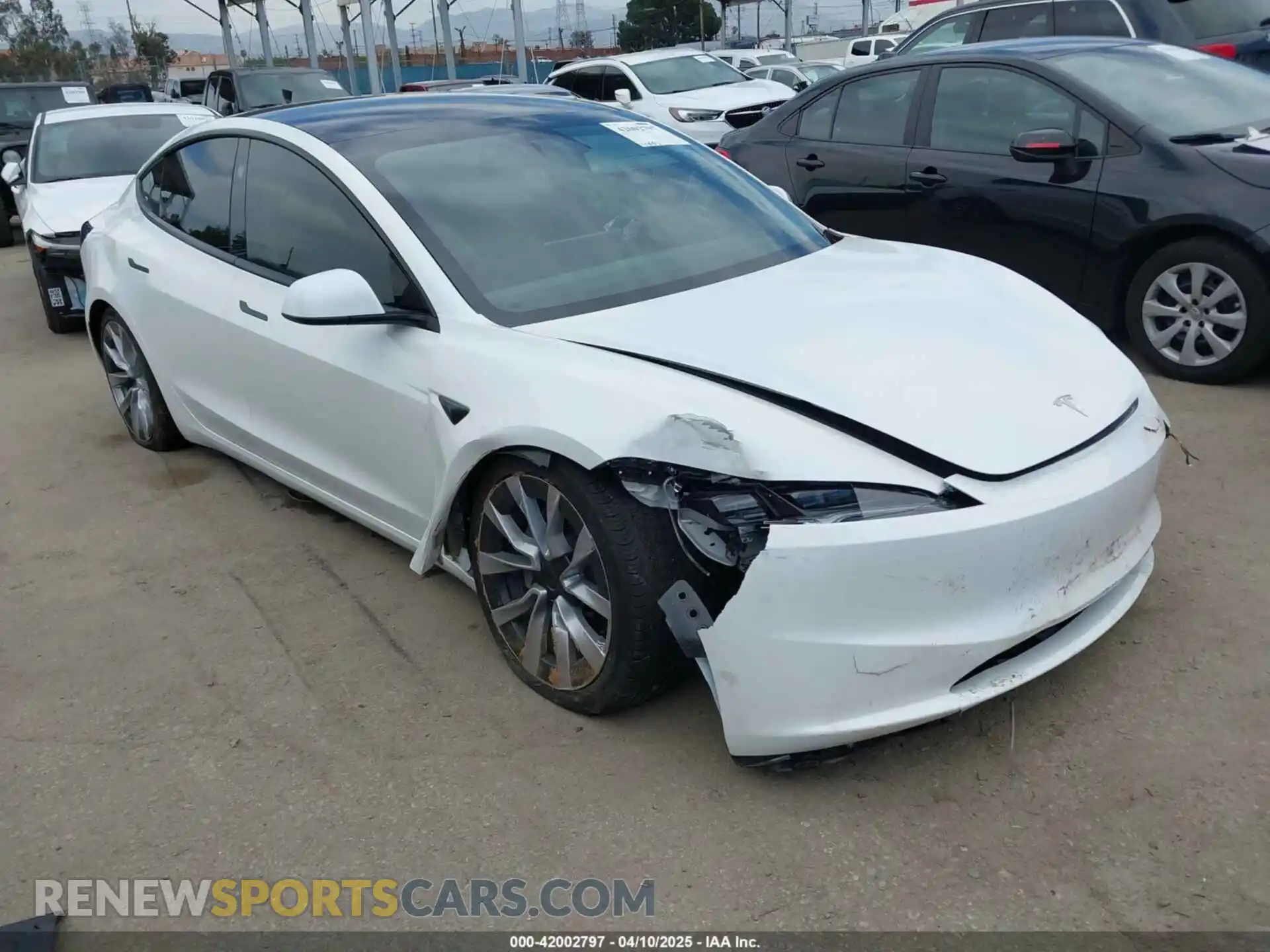 1 Photograph of a damaged car 5YJ3E1EB0RF795452 TESLA MODEL 3 2024