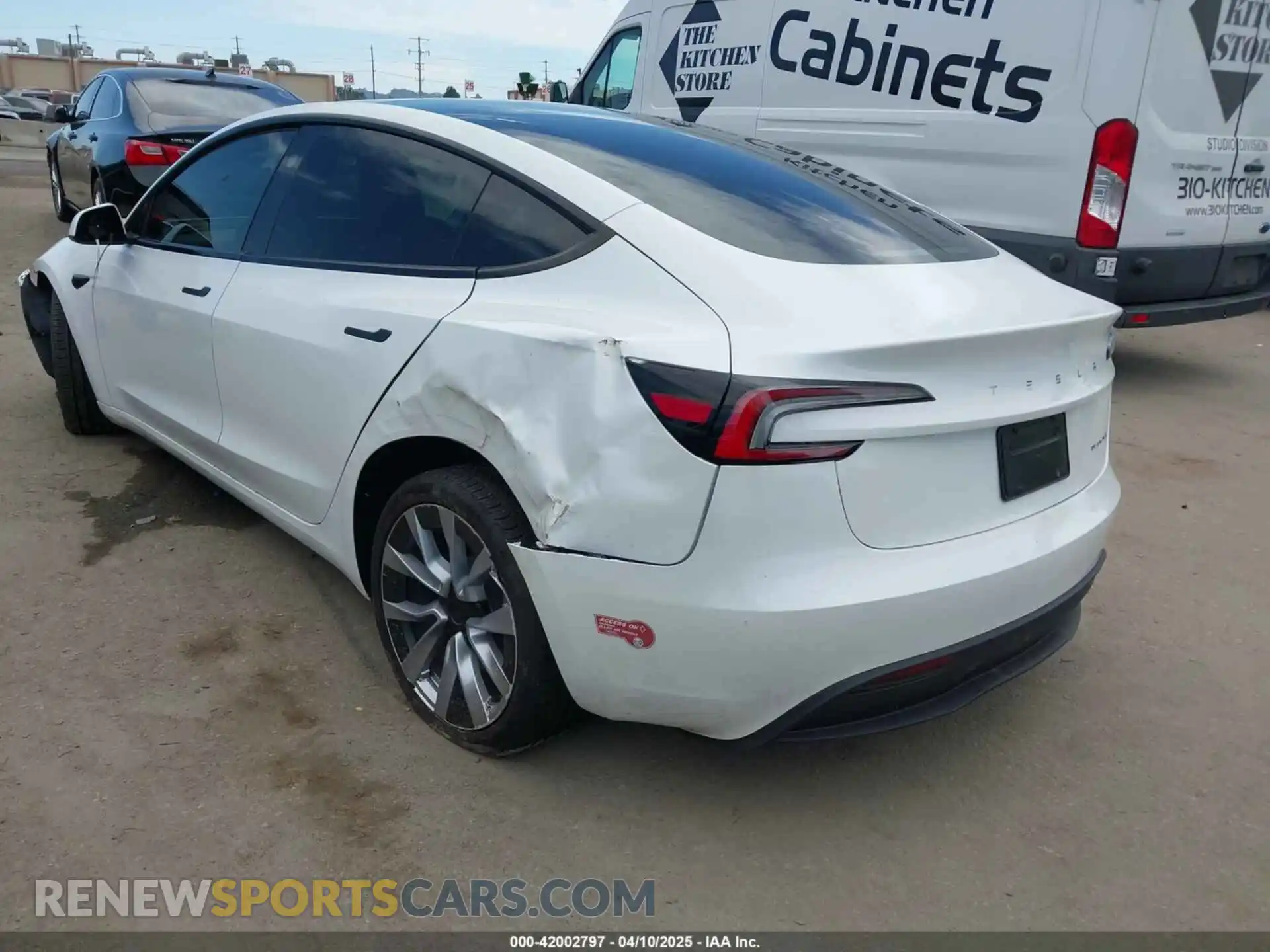 3 Photograph of a damaged car 5YJ3E1EB0RF795452 TESLA MODEL 3 2024