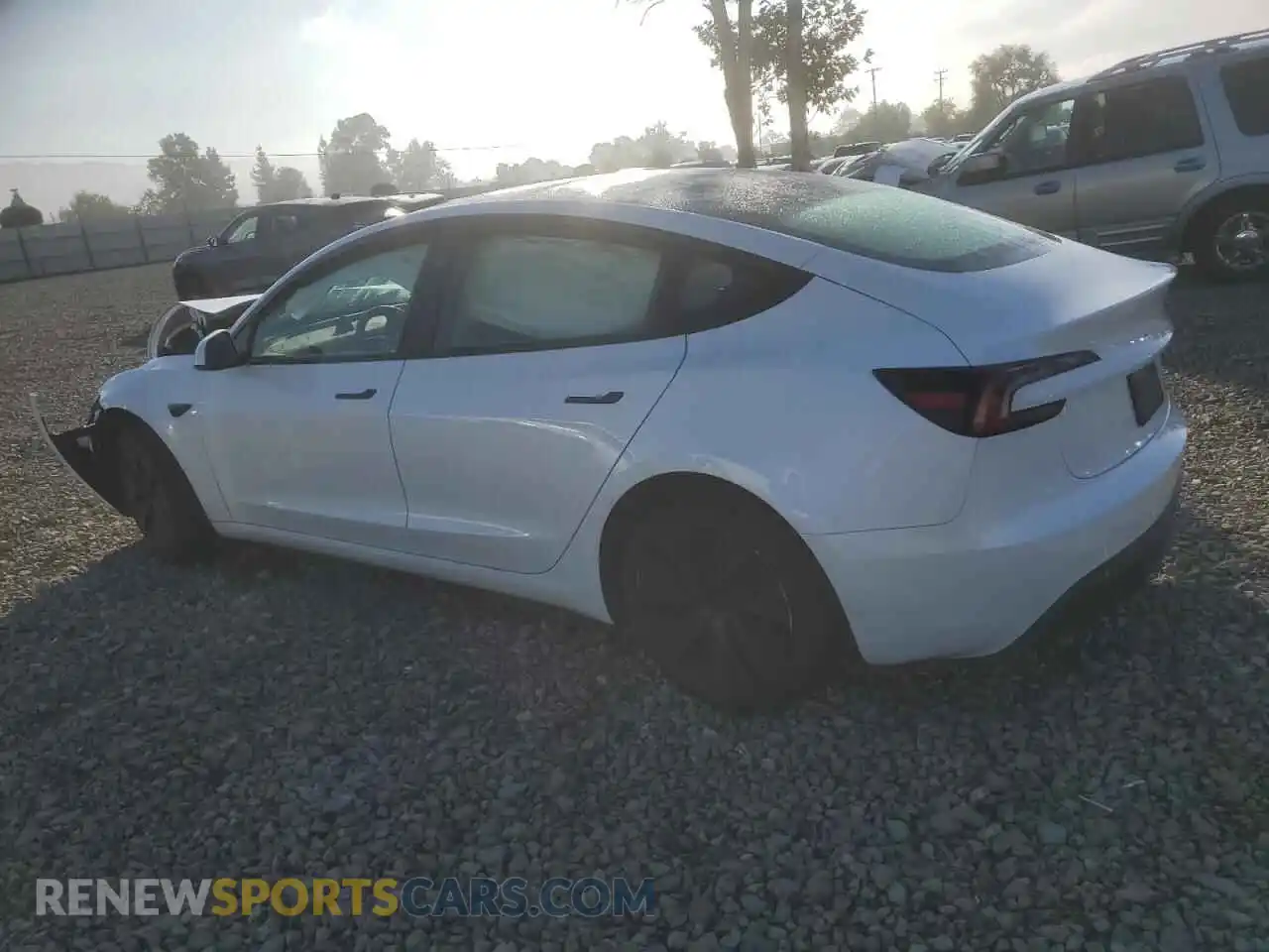 2 Photograph of a damaged car 5YJ3E1EB0RF819121 TESLA MODEL 3 2024