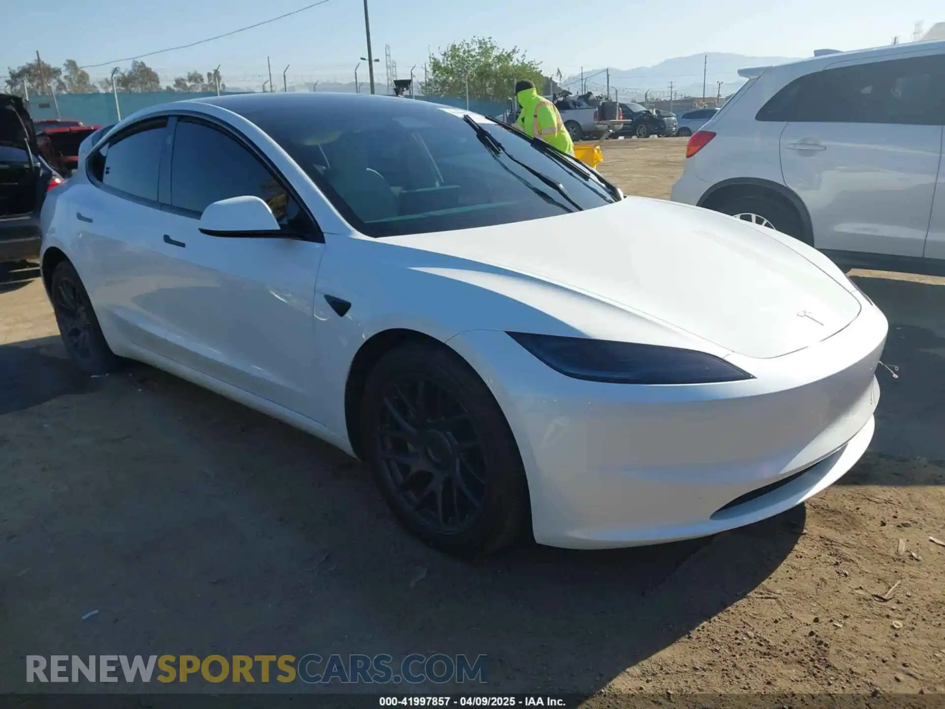 1 Photograph of a damaged car 5YJ3E1EB0RF822603 TESLA MODEL 3 2024