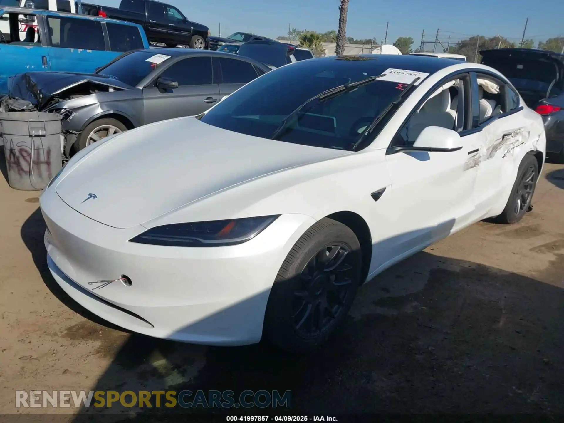 2 Photograph of a damaged car 5YJ3E1EB0RF822603 TESLA MODEL 3 2024