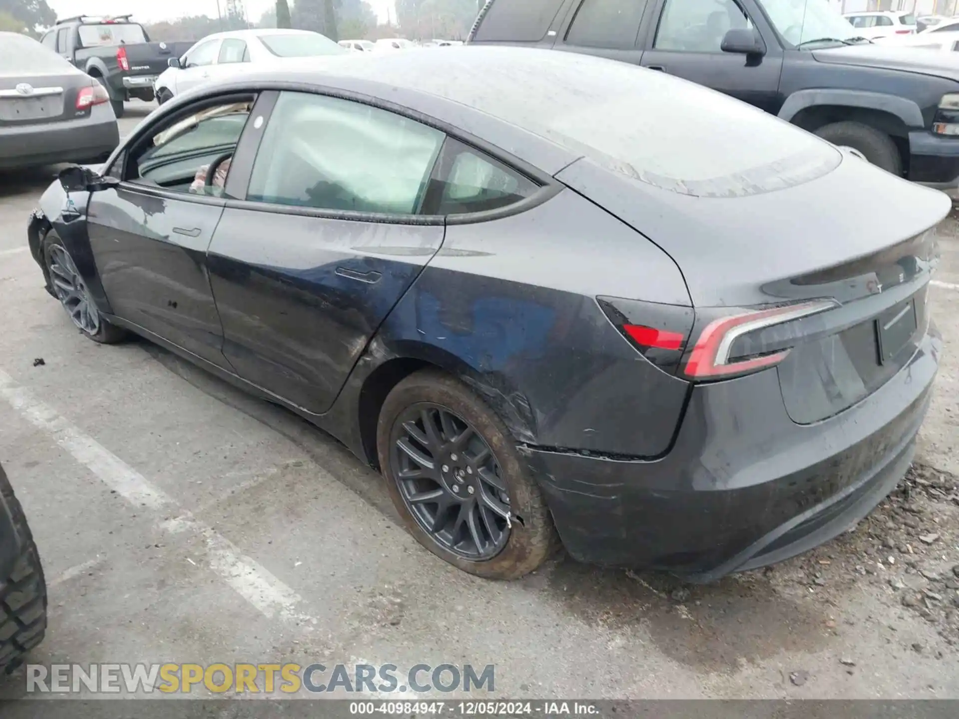 3 fotografías del automóvil dañado 5YJ3E1EB0RF849154 TESLA MODEL 3 2024