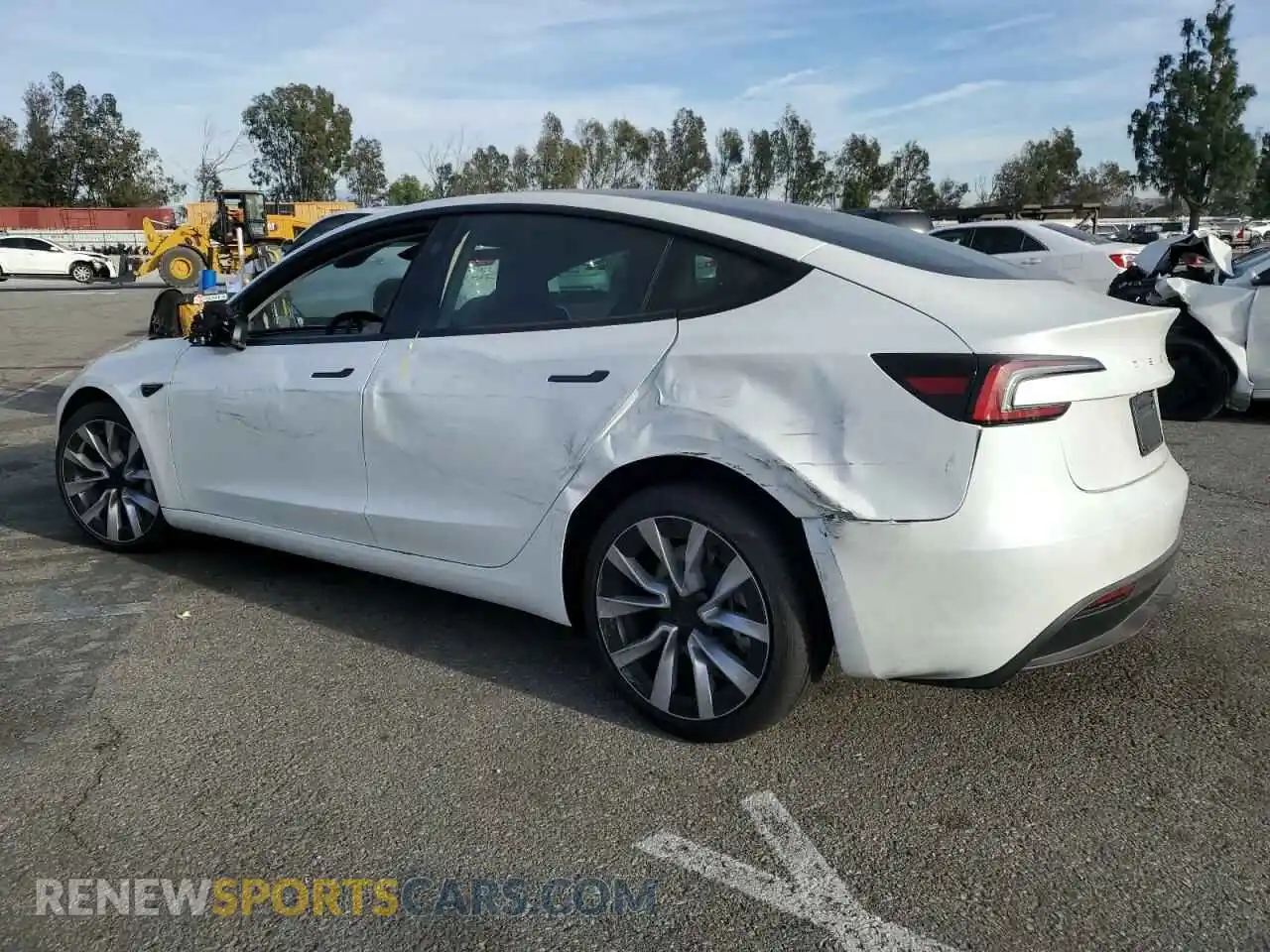2 Photograph of a damaged car 5YJ3E1EB0RF872191 TESLA MODEL 3 2024