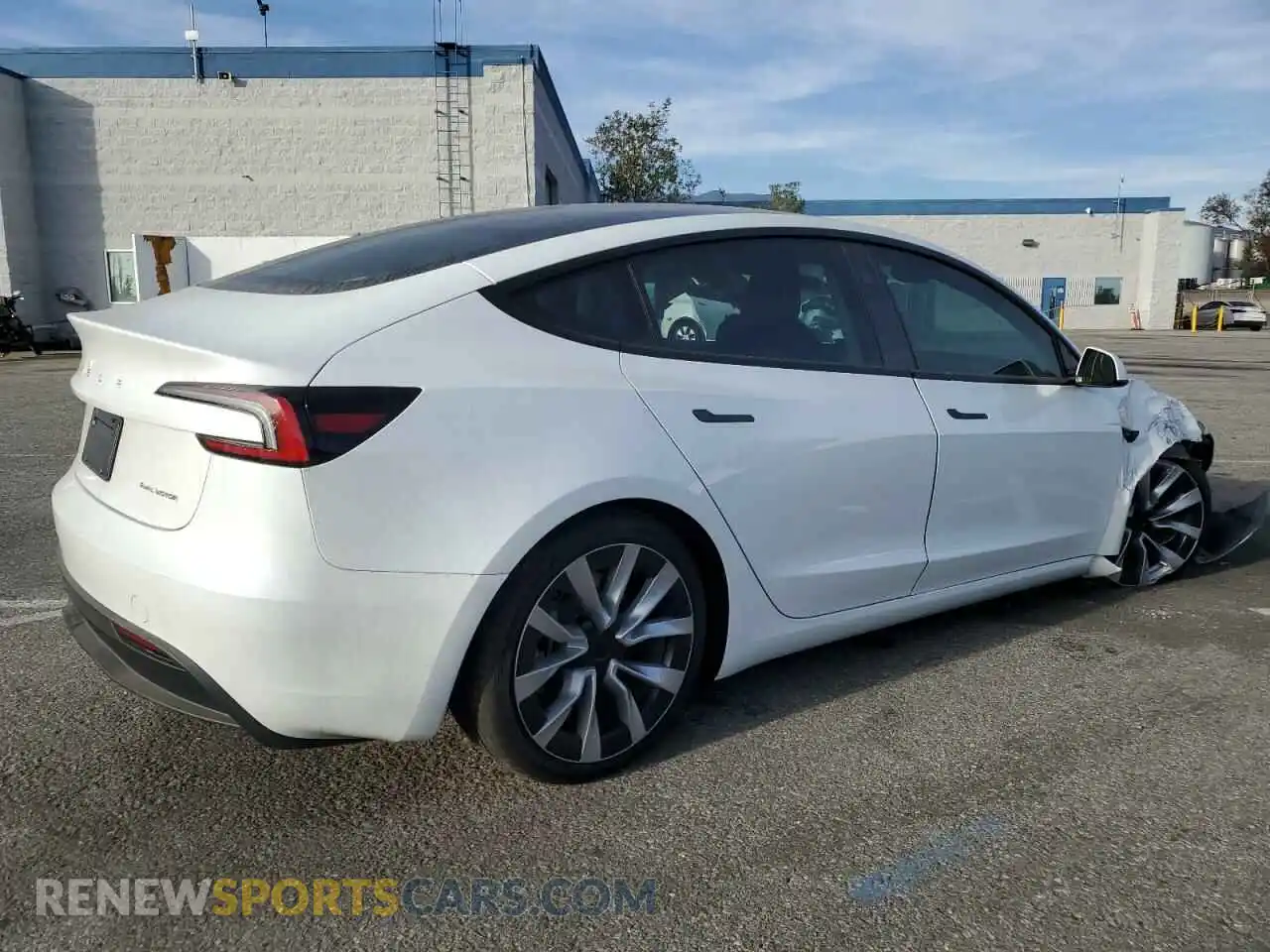 3 Photograph of a damaged car 5YJ3E1EB0RF872191 TESLA MODEL 3 2024