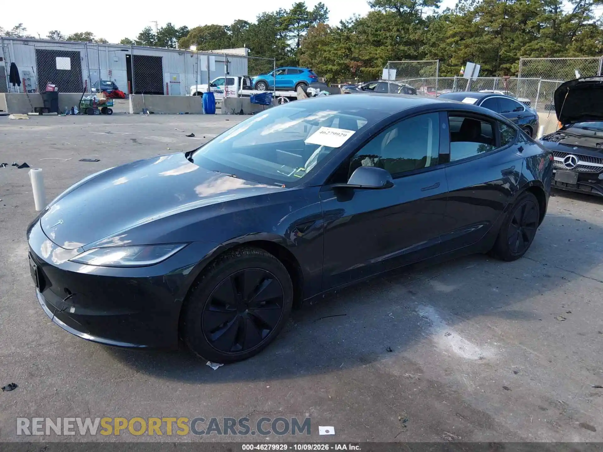 2 fotografías del automóvil dañado 5YJ3E1EB1RF798179 TESLA MODEL 3 2024